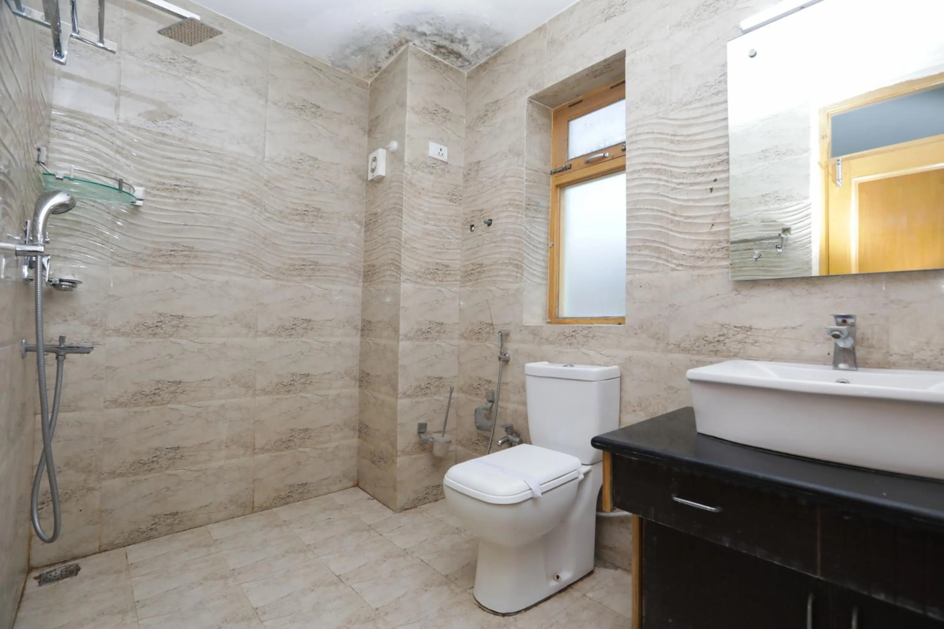 Bathroom in Royal Holiday Ladakh