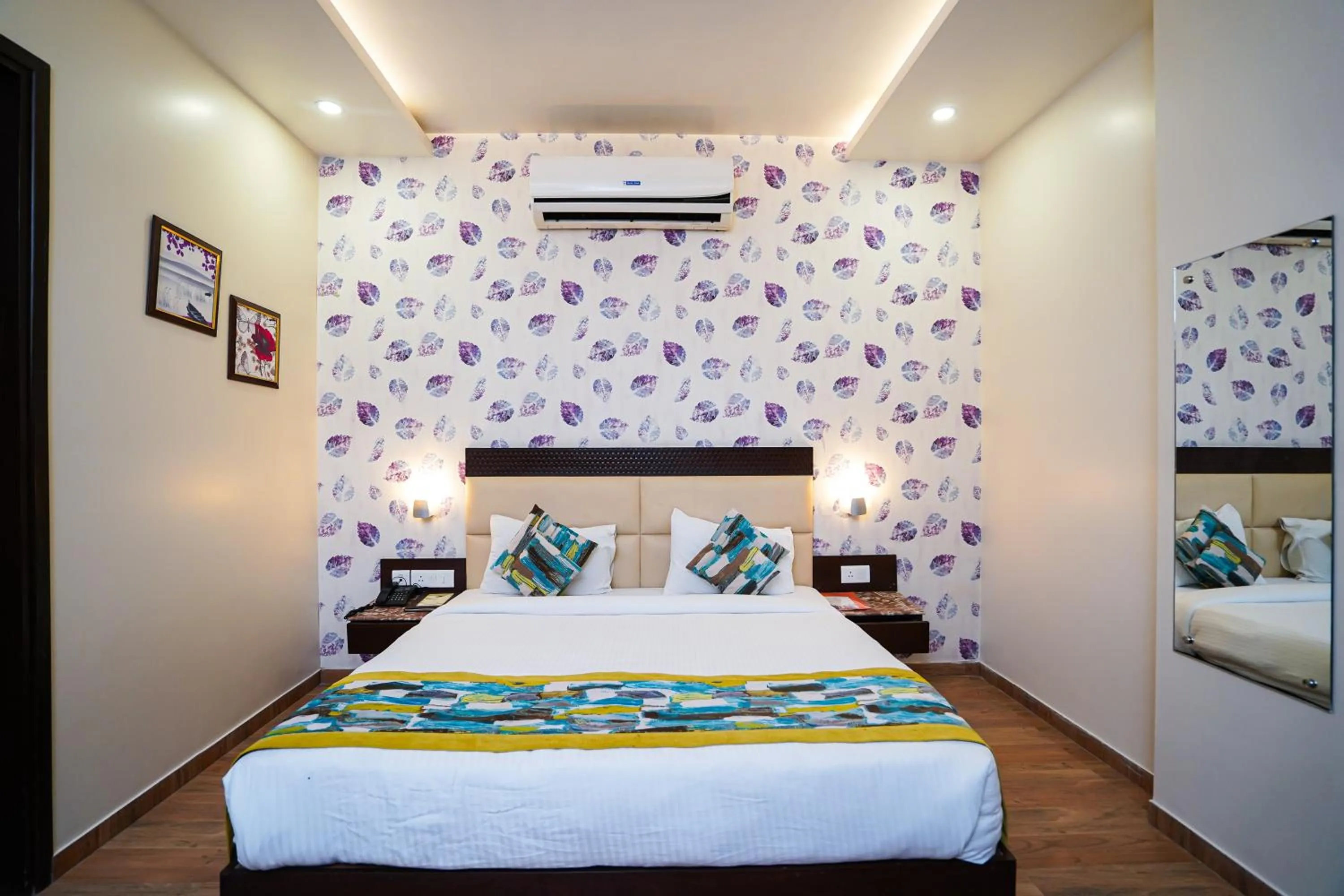 Bed in The Golden Apple