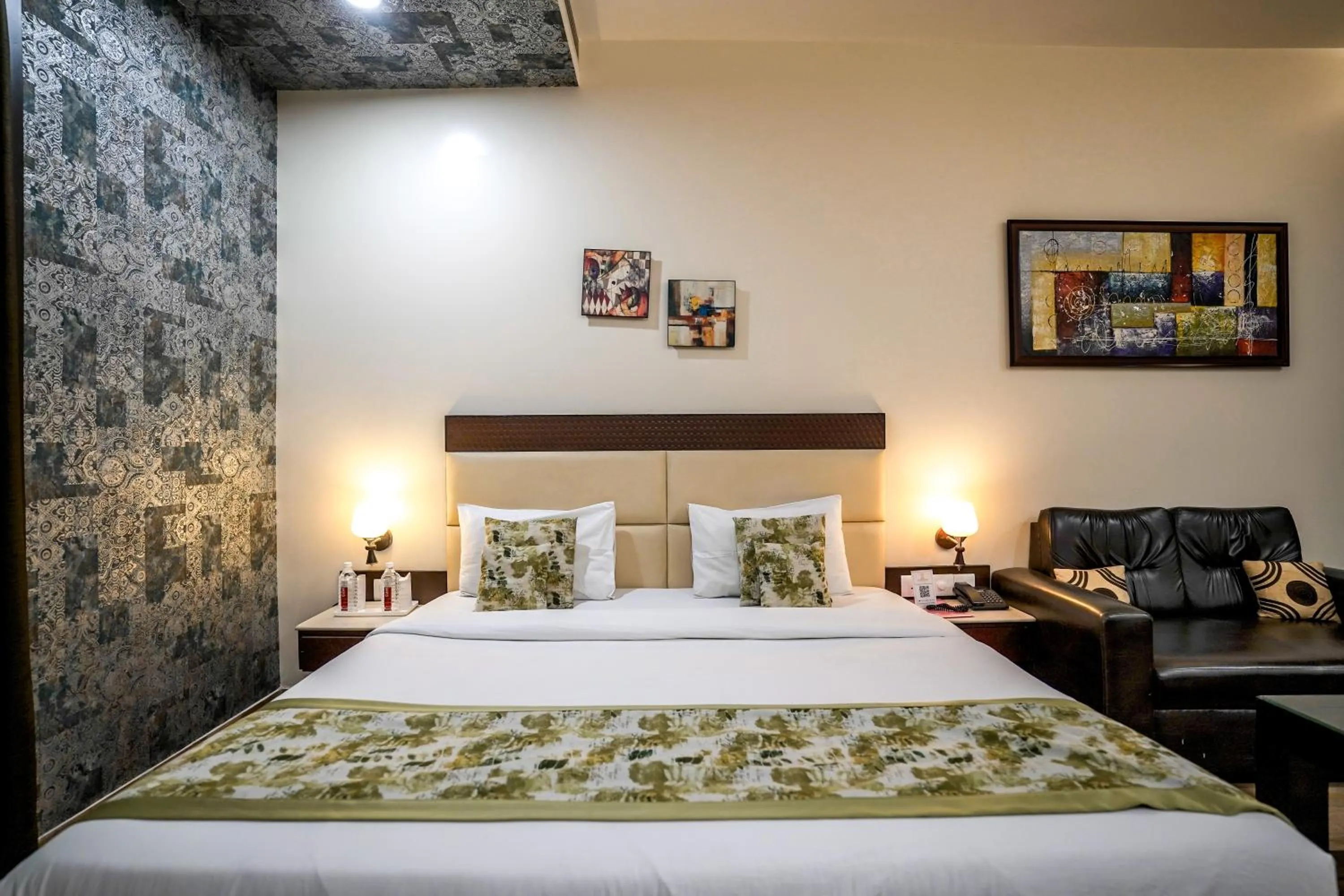 Bed in The Golden Apple