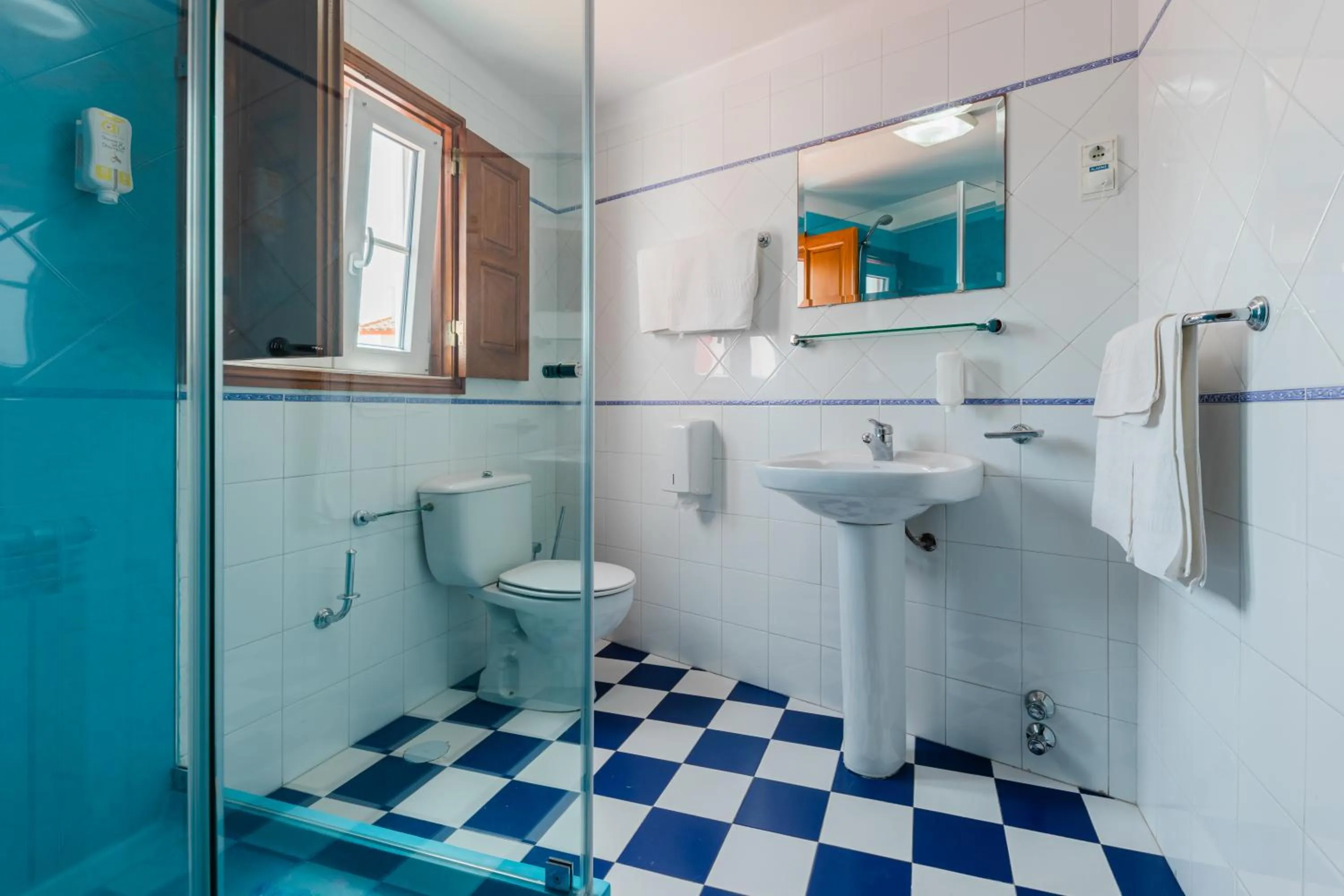 Shower in Pátio da Figueira