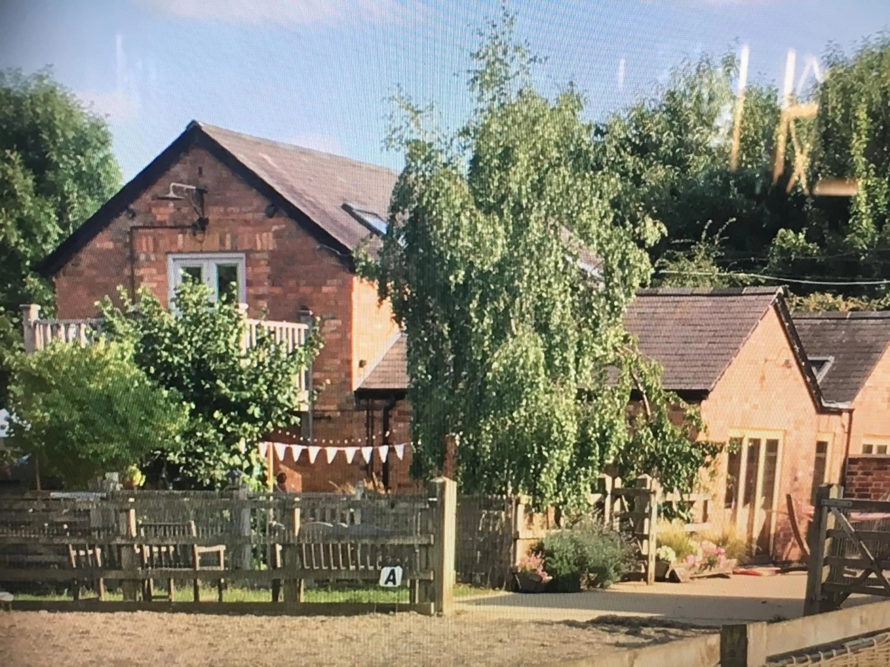 Property building in Bybrook Barn Bed & Breakfast