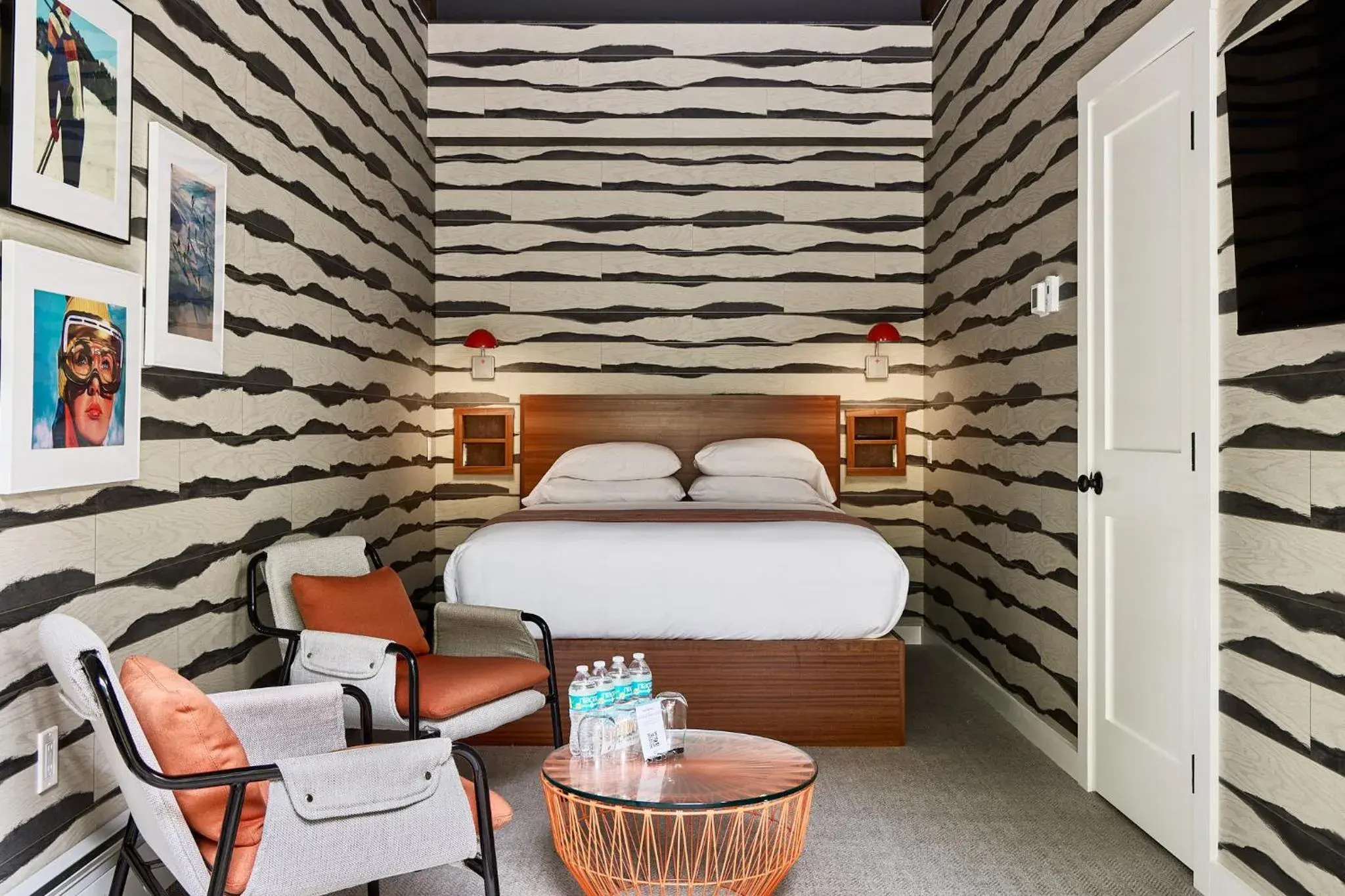 Deluxe Double Room with Extra Bed in Field Guide Lodge Deluxe Double Room with Extra Bed in Field Guide Lodge