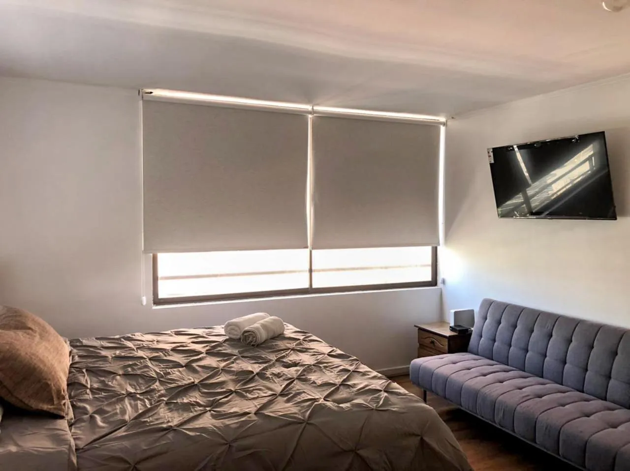 Photo of the whole room, Bed in Apartamentos Costanera Centre