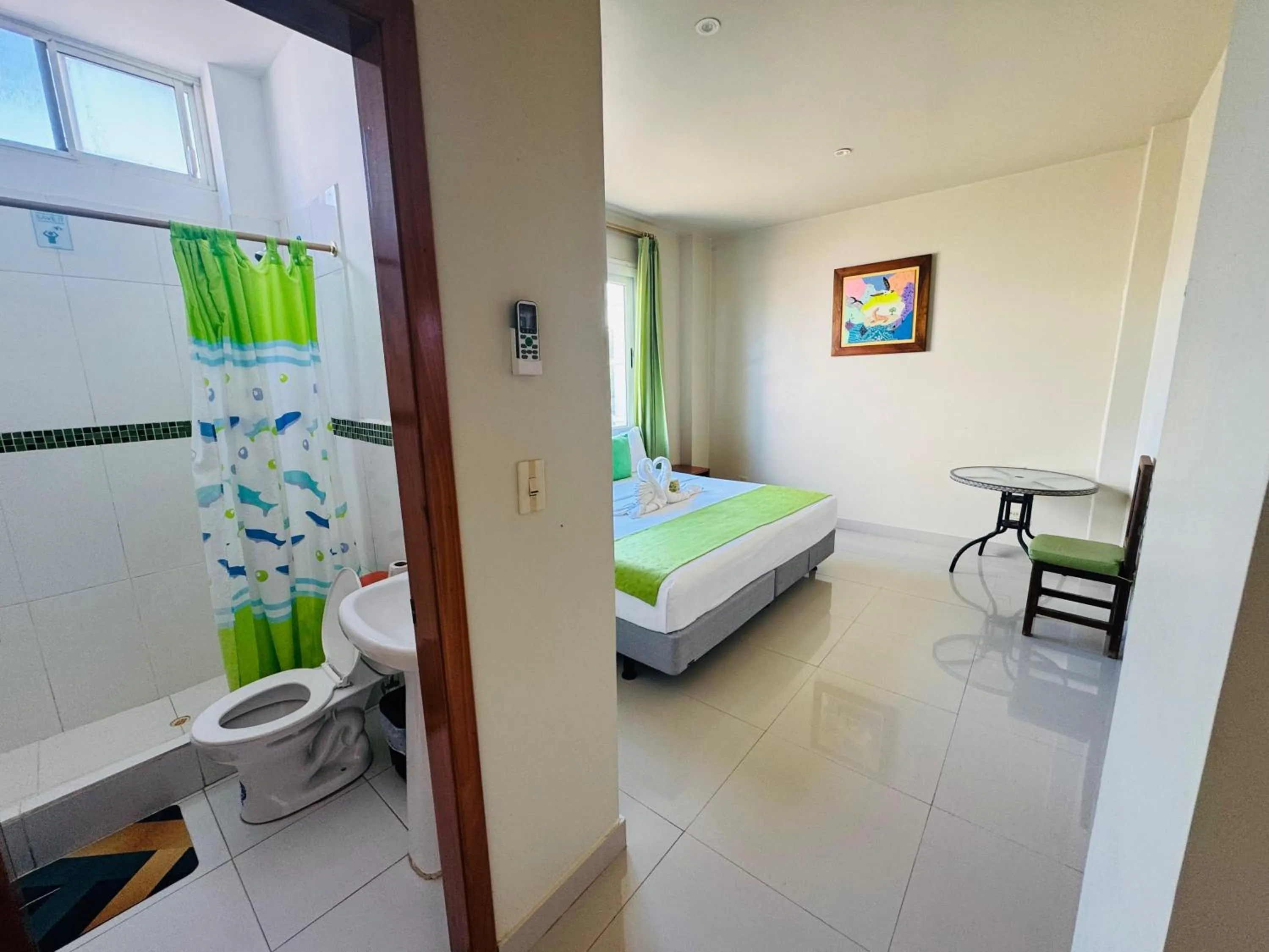 Photo of the whole room, Bed in El Rincón de George