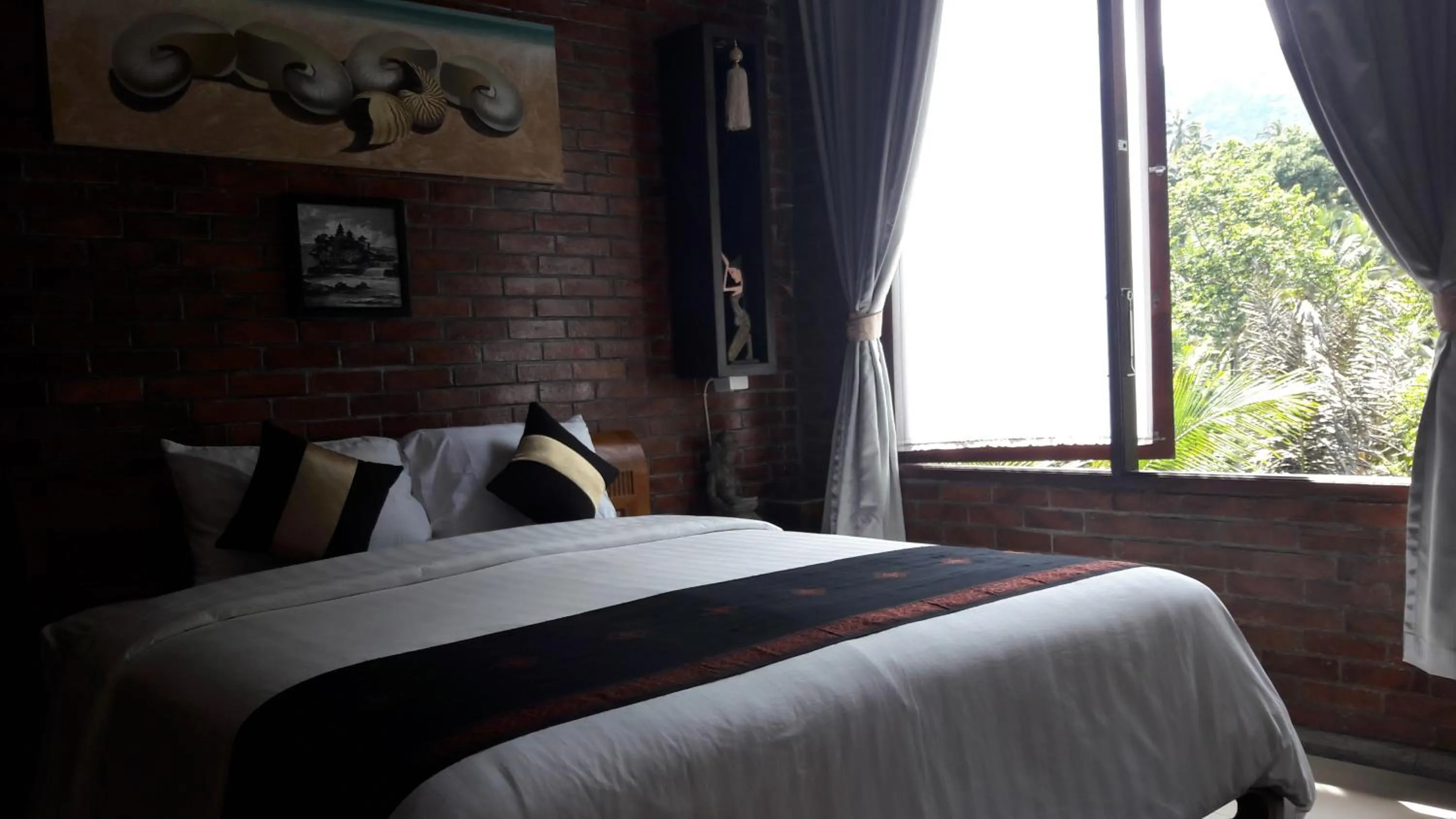 Shower, Bed in Astana Swaha Villa