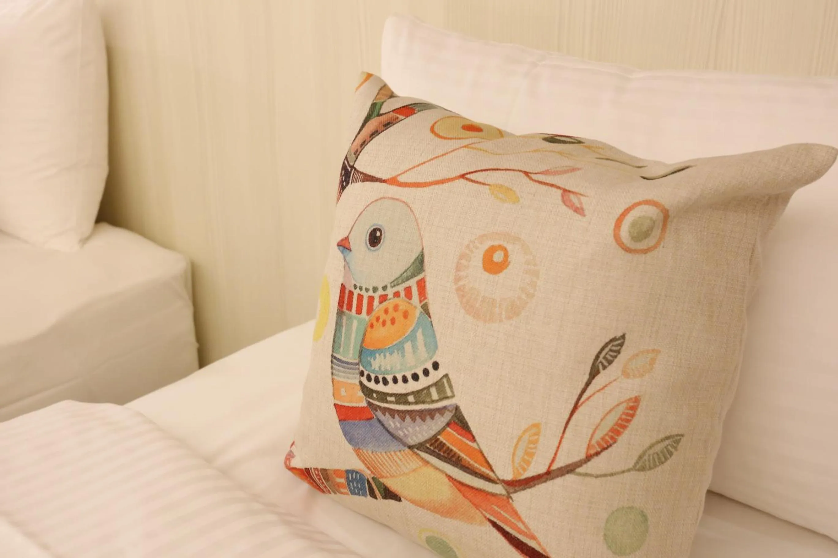 Decorative detail, Bed in Ark Hotel - Changan Fuxing方舟商業股份有限公司