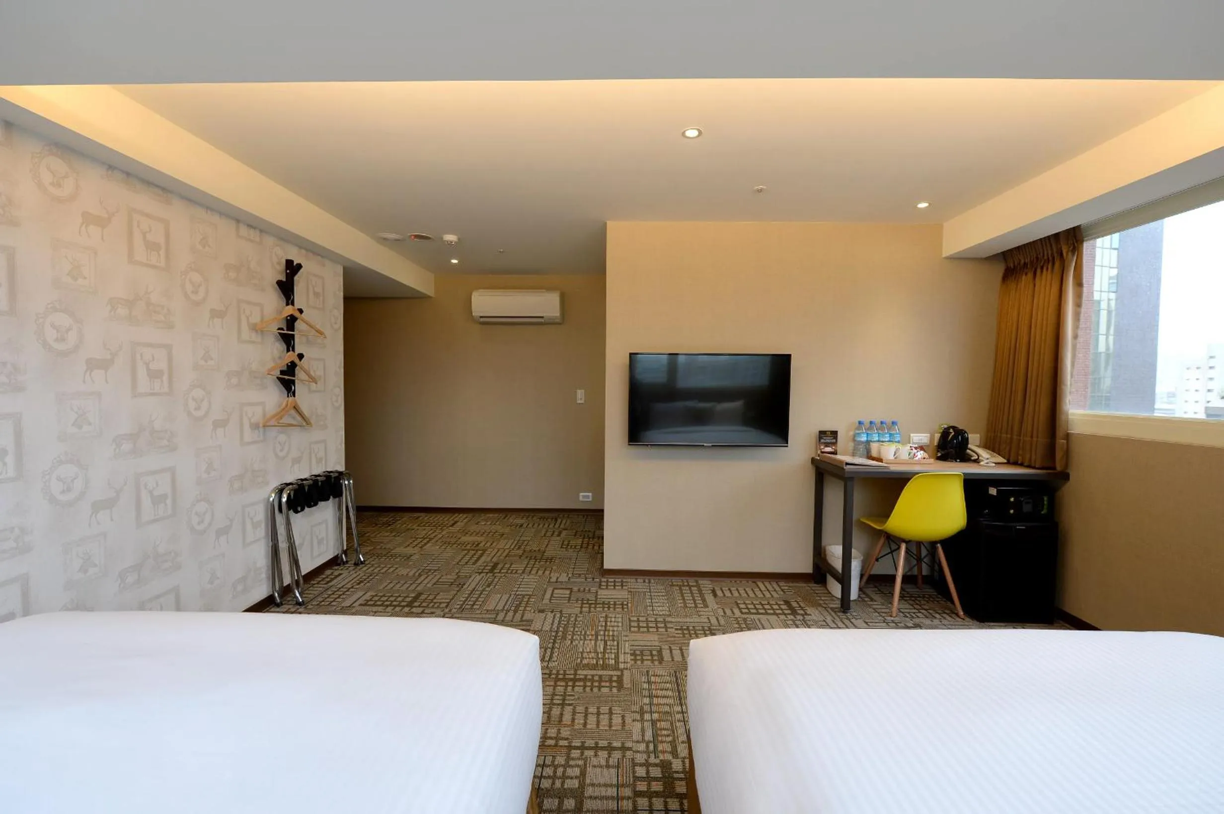 Photo of the whole room, Bed in Ark Hotel - Changan Fuxing方舟商業股份有限公司