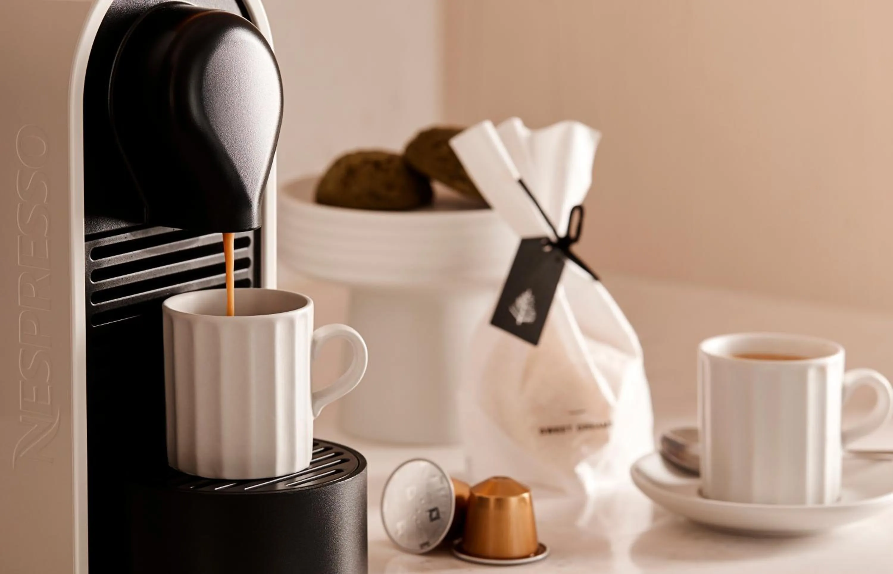 Coffee/tea facilities in Four Seasons Hotel Seoul