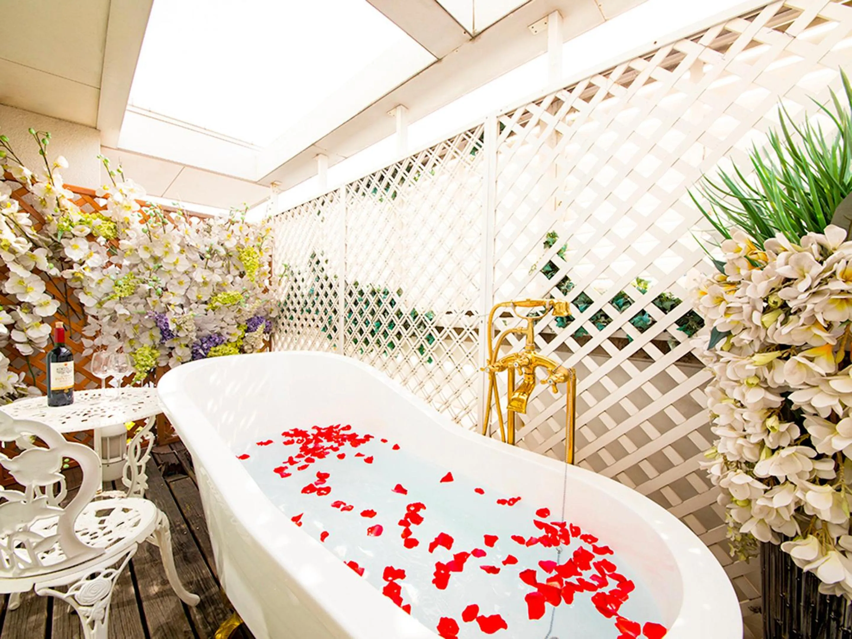 Bathroom in V Hotel (Adult Only)