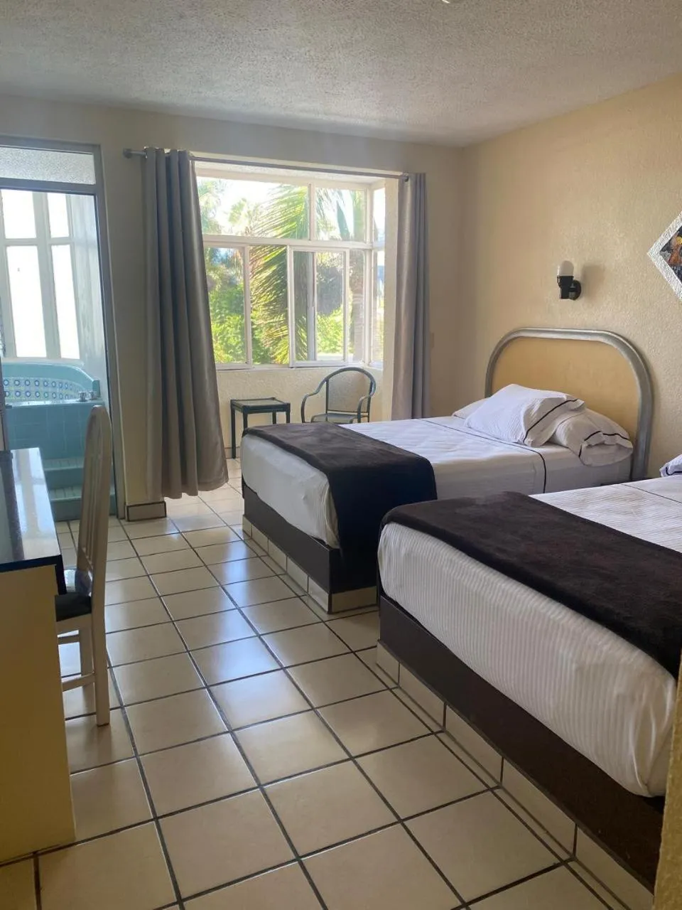 Classic Quadruple Room in Cosalá Grand