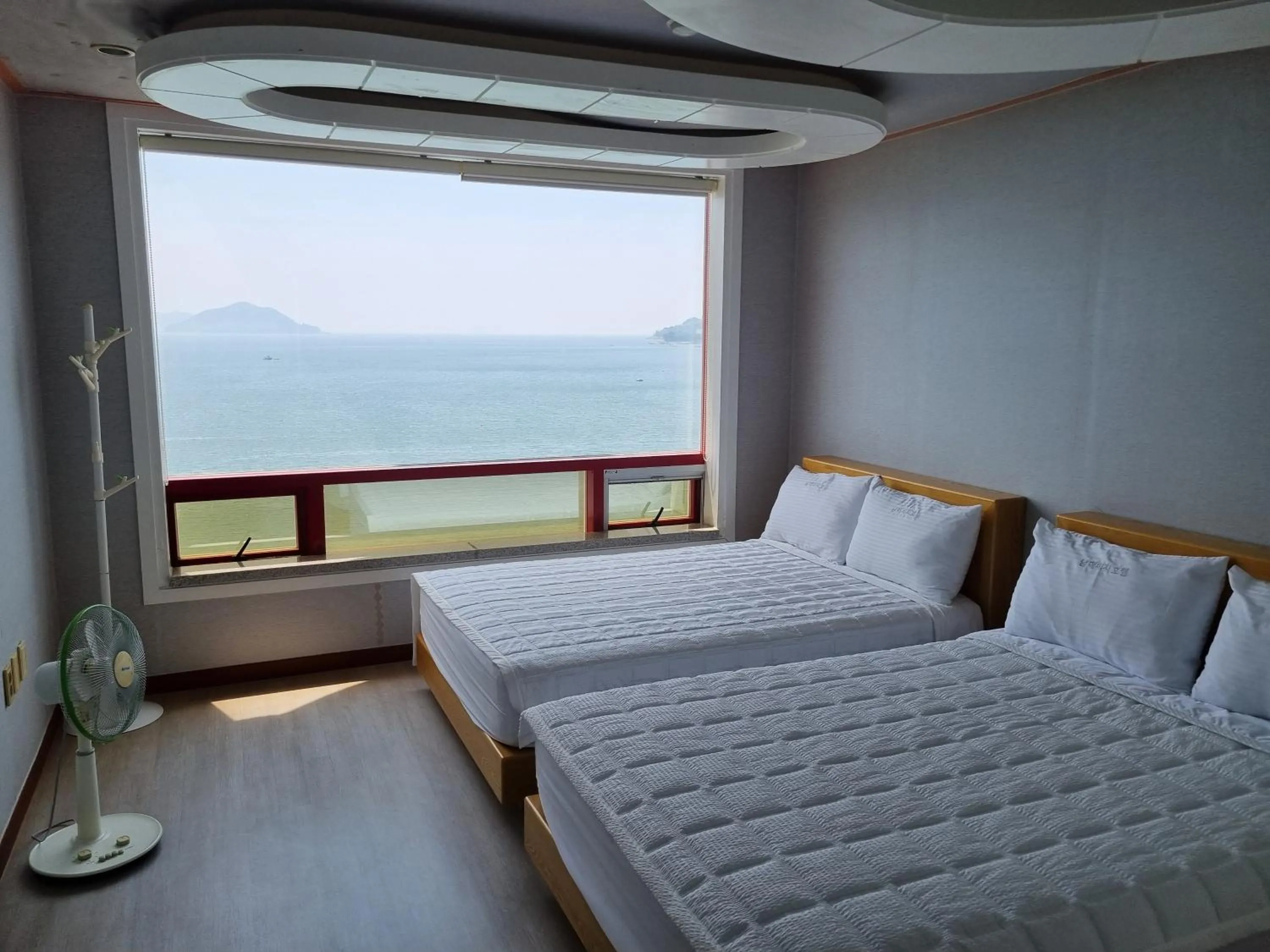 Bed in Namhae Beach Hotel
