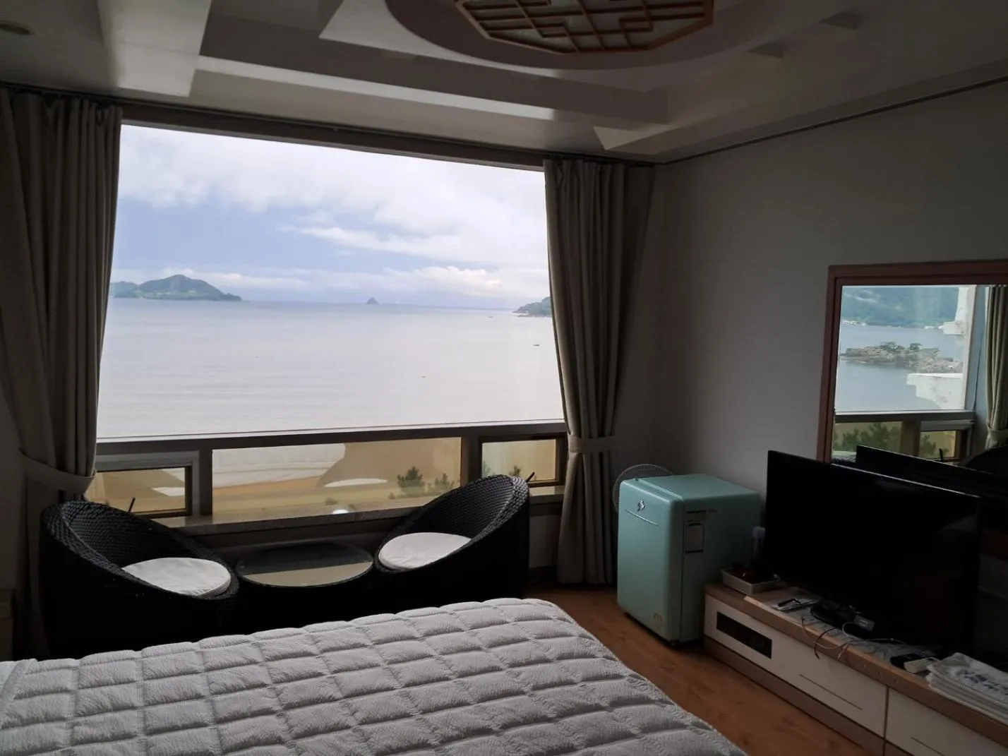 Bed in Namhae Beach Hotel