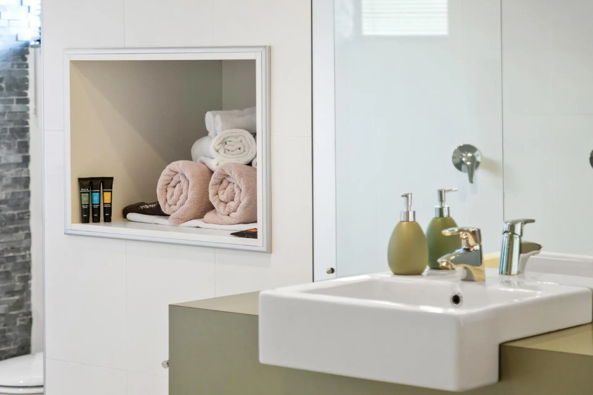 Merlot Verdelho Townhouses