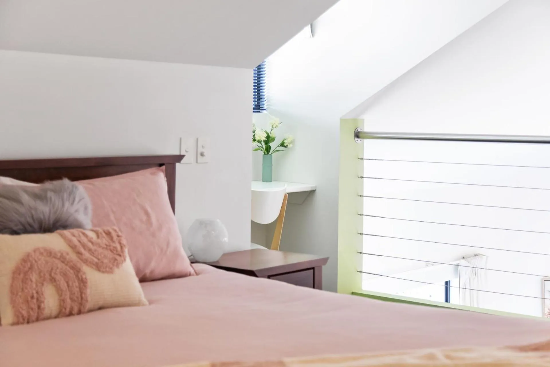 Bed in Merlot Verdelho Townhouses