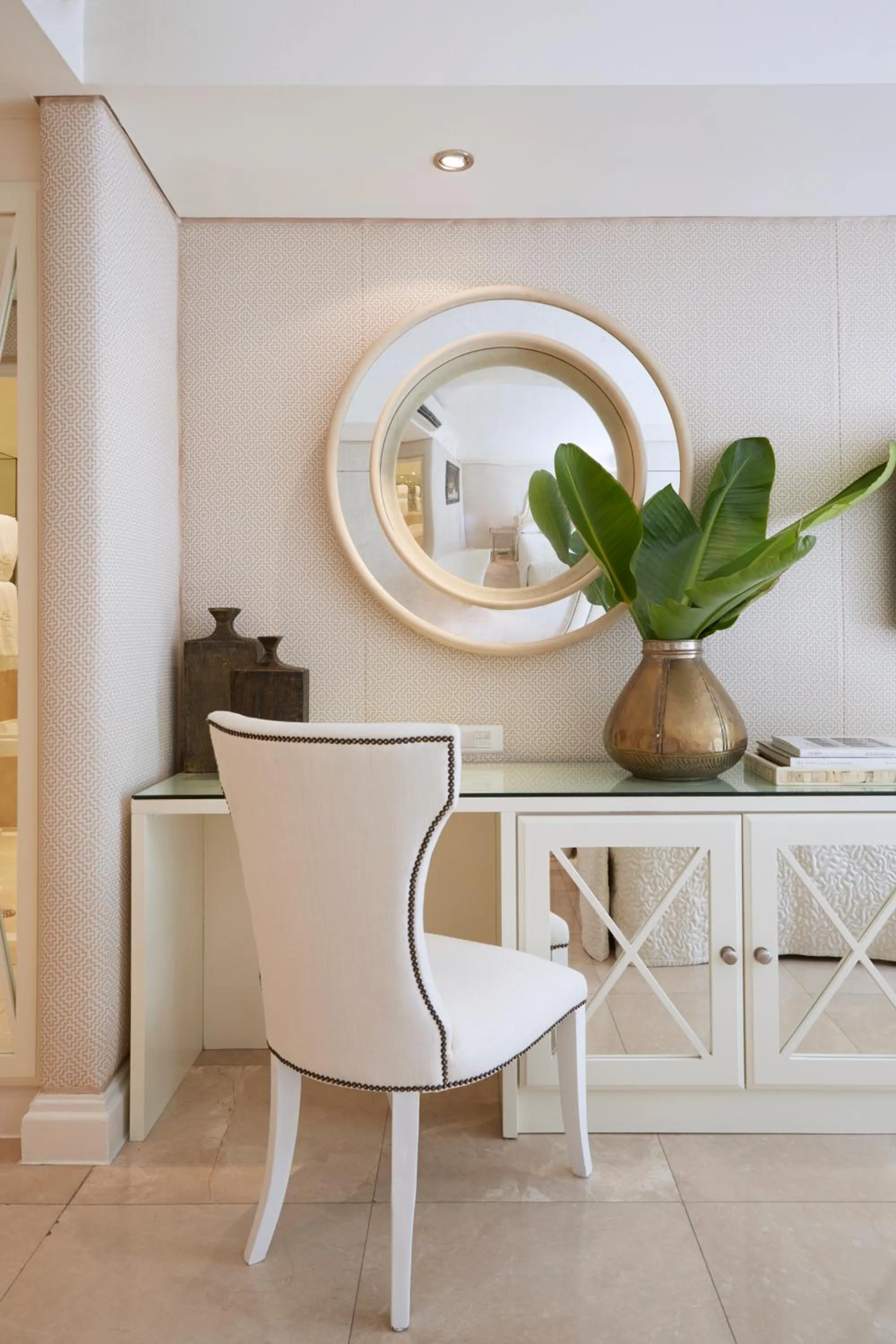 Seating area in Twelve Apostles Hotel & Spa