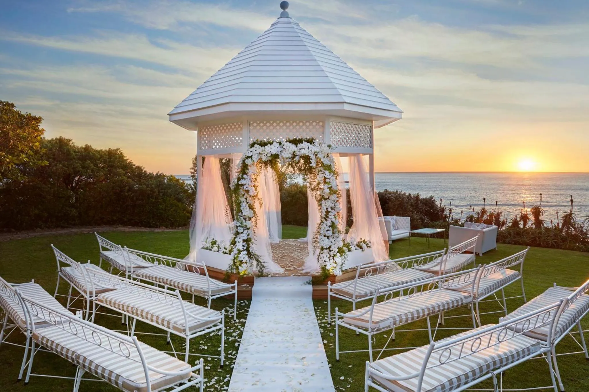 Garden in Twelve Apostles Hotel & Spa