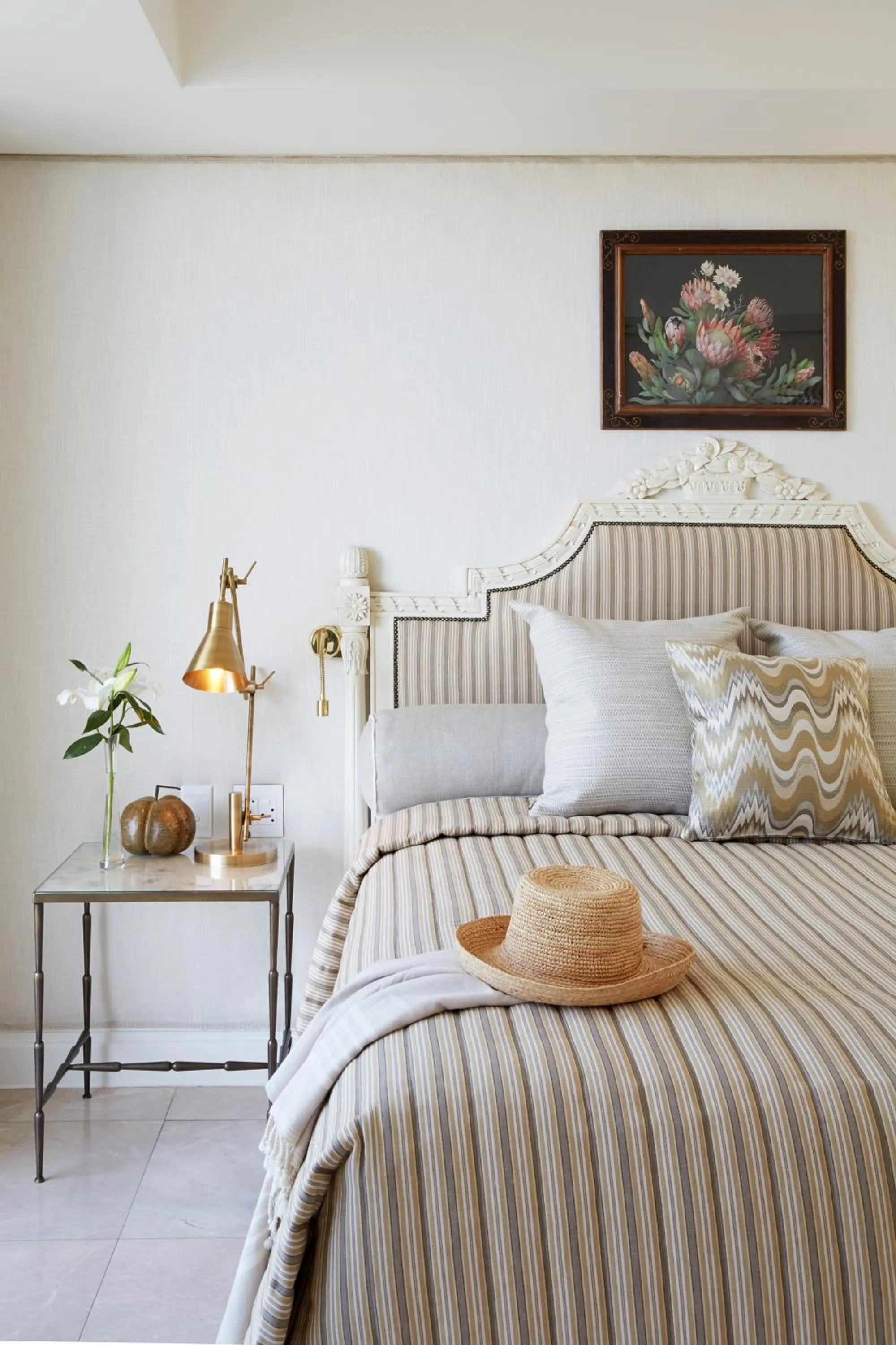 Bed in Twelve Apostles Hotel & Spa