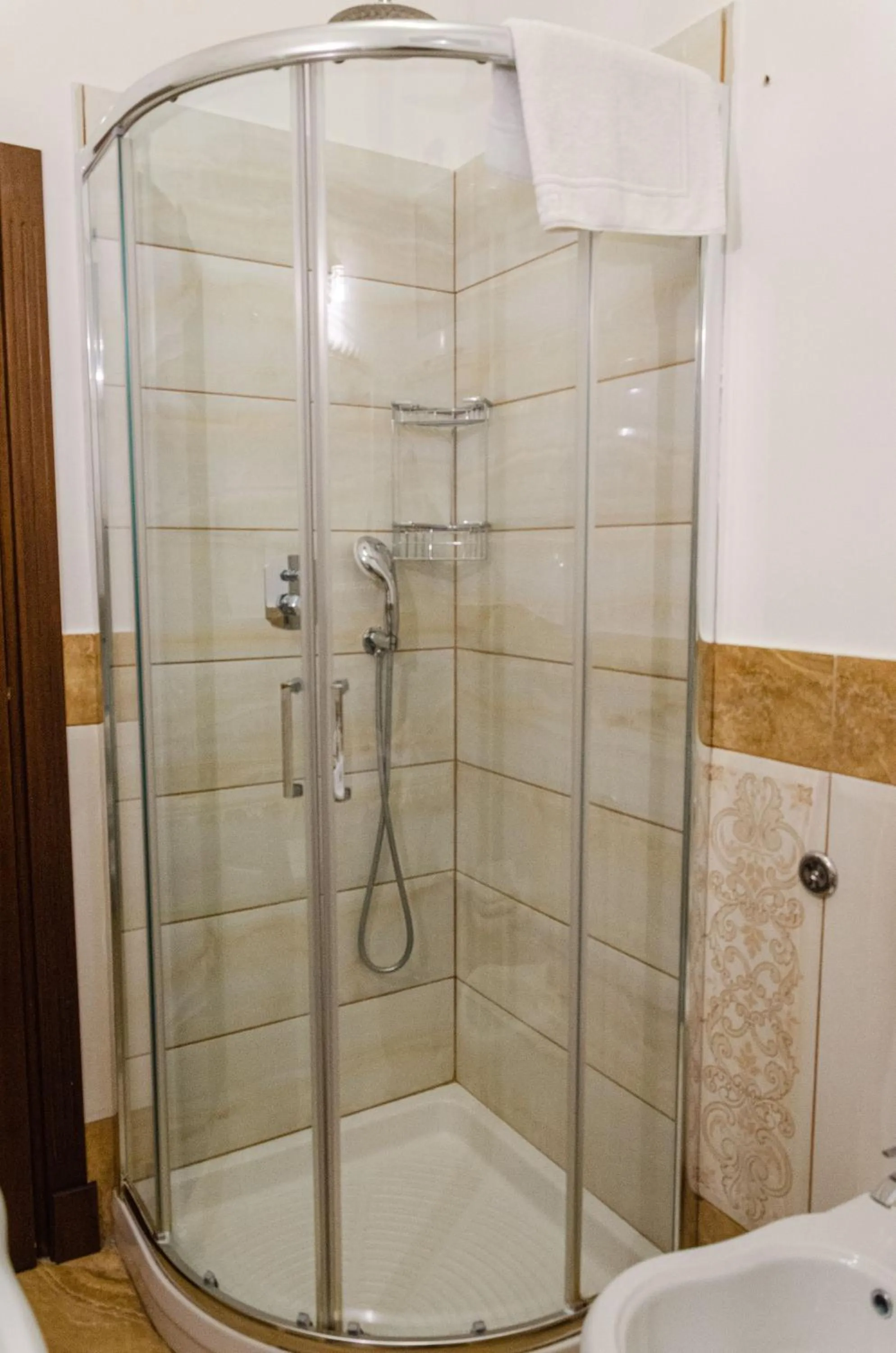 Shower in Taormina B&B