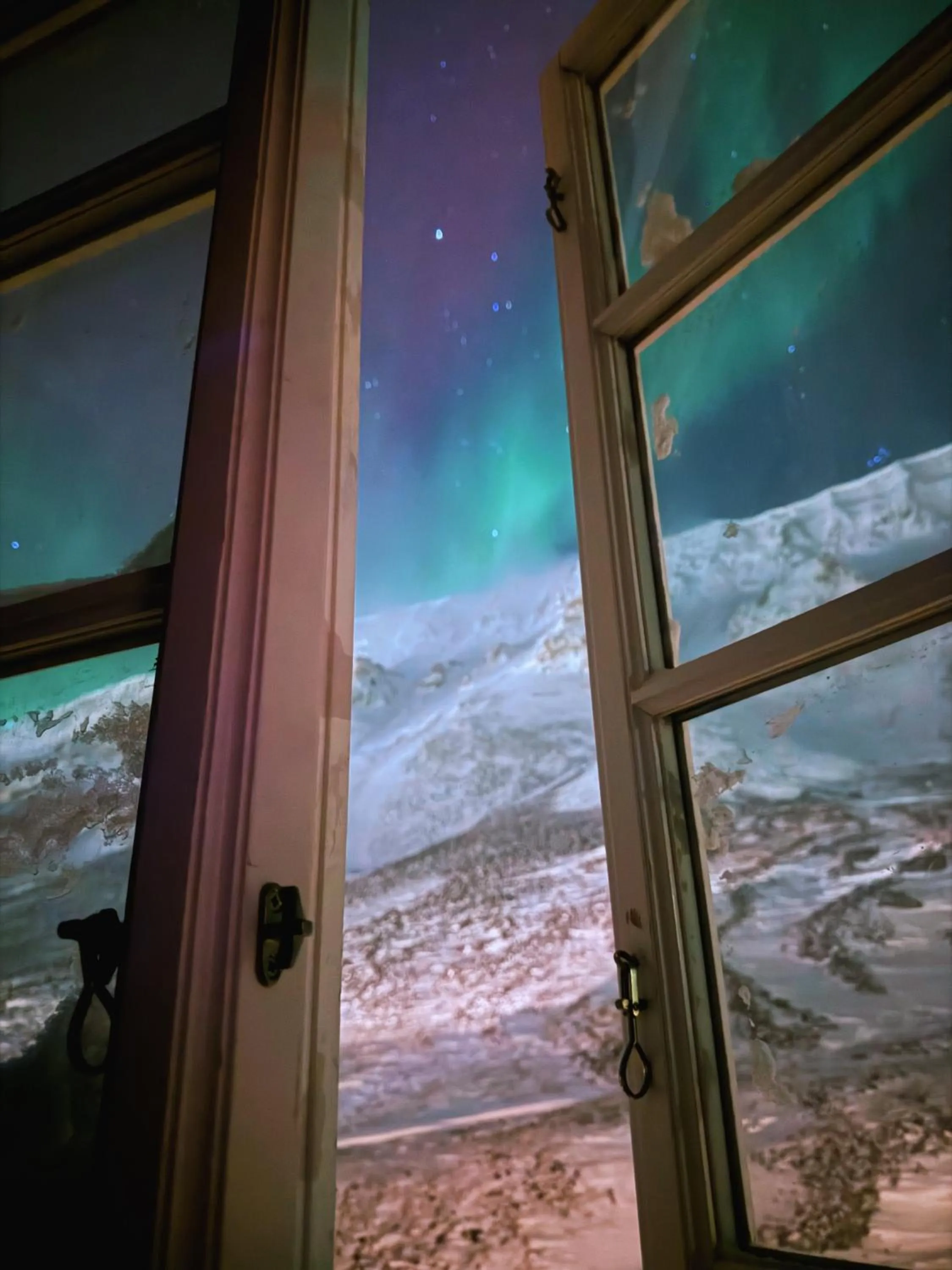 Gjestehuset 102 - your home away from home!