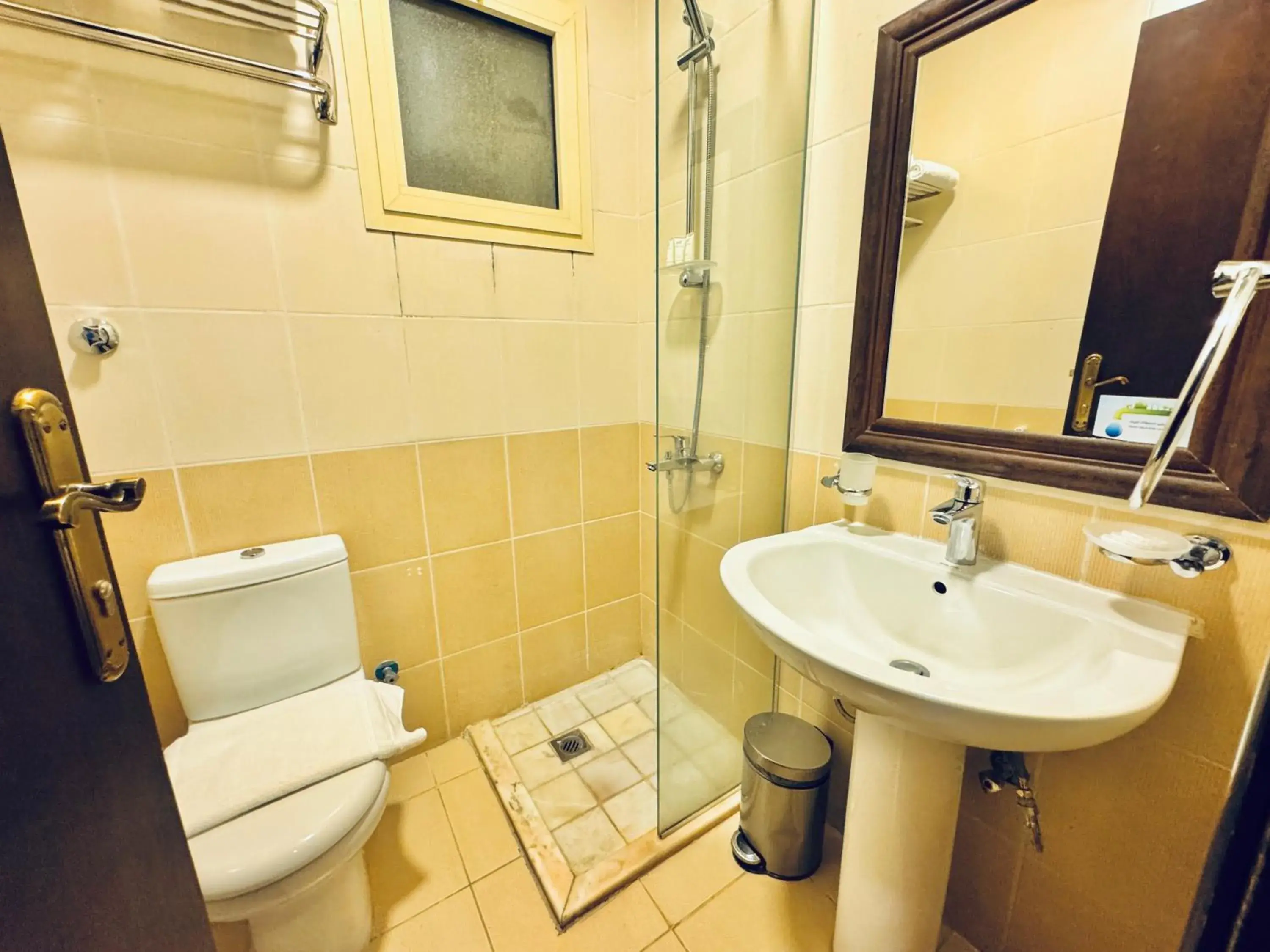 Double Room in Rowaa Lindy Hotel Makkah Double Room in Rowaa Lindy Hotel Makkah