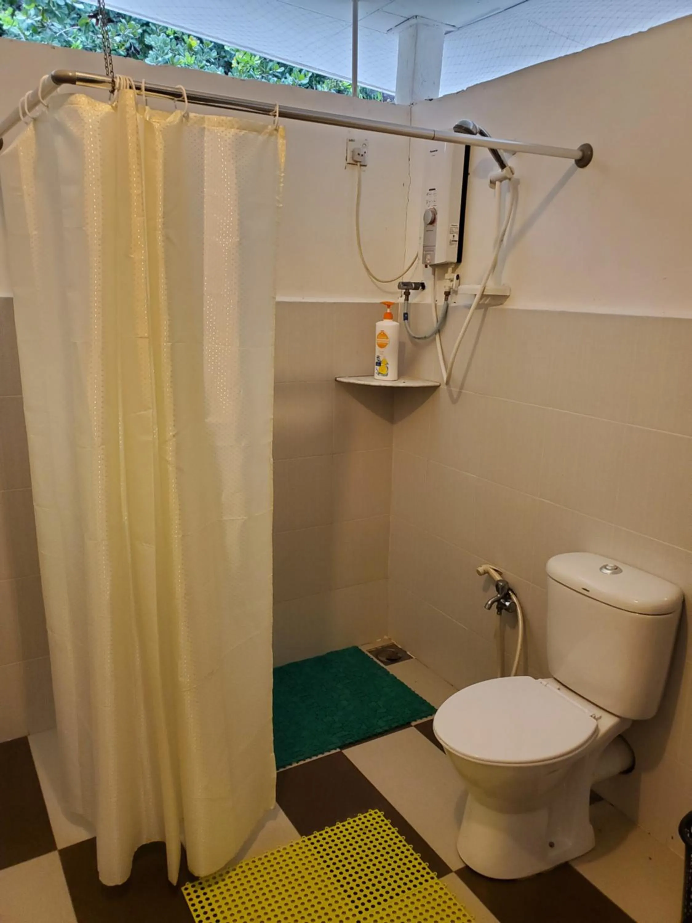 Bathroom in Wild Pasir Panjang