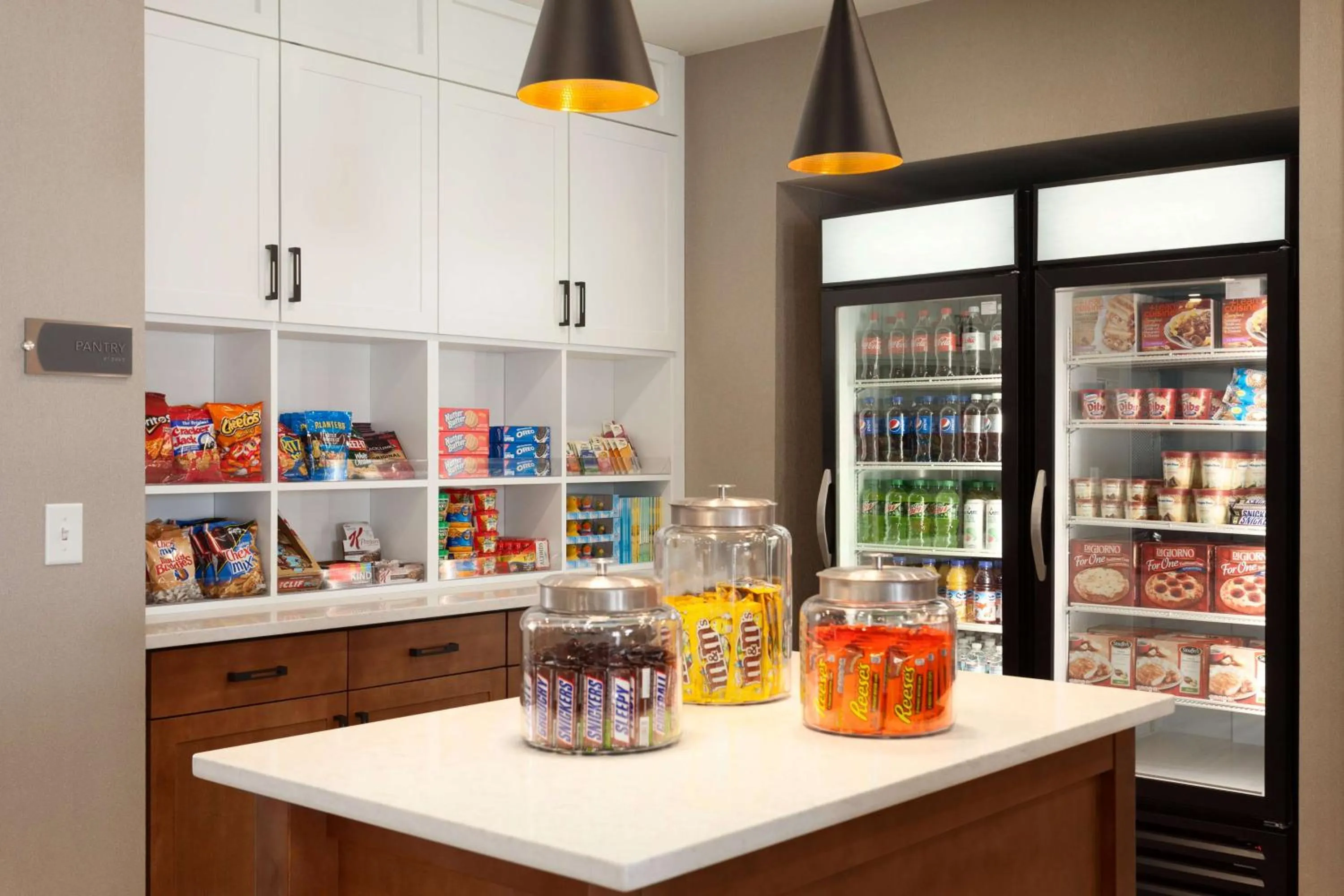 Restaurant/places to eat in Homewood Suites by Hilton Syracuse - Carrier Circle