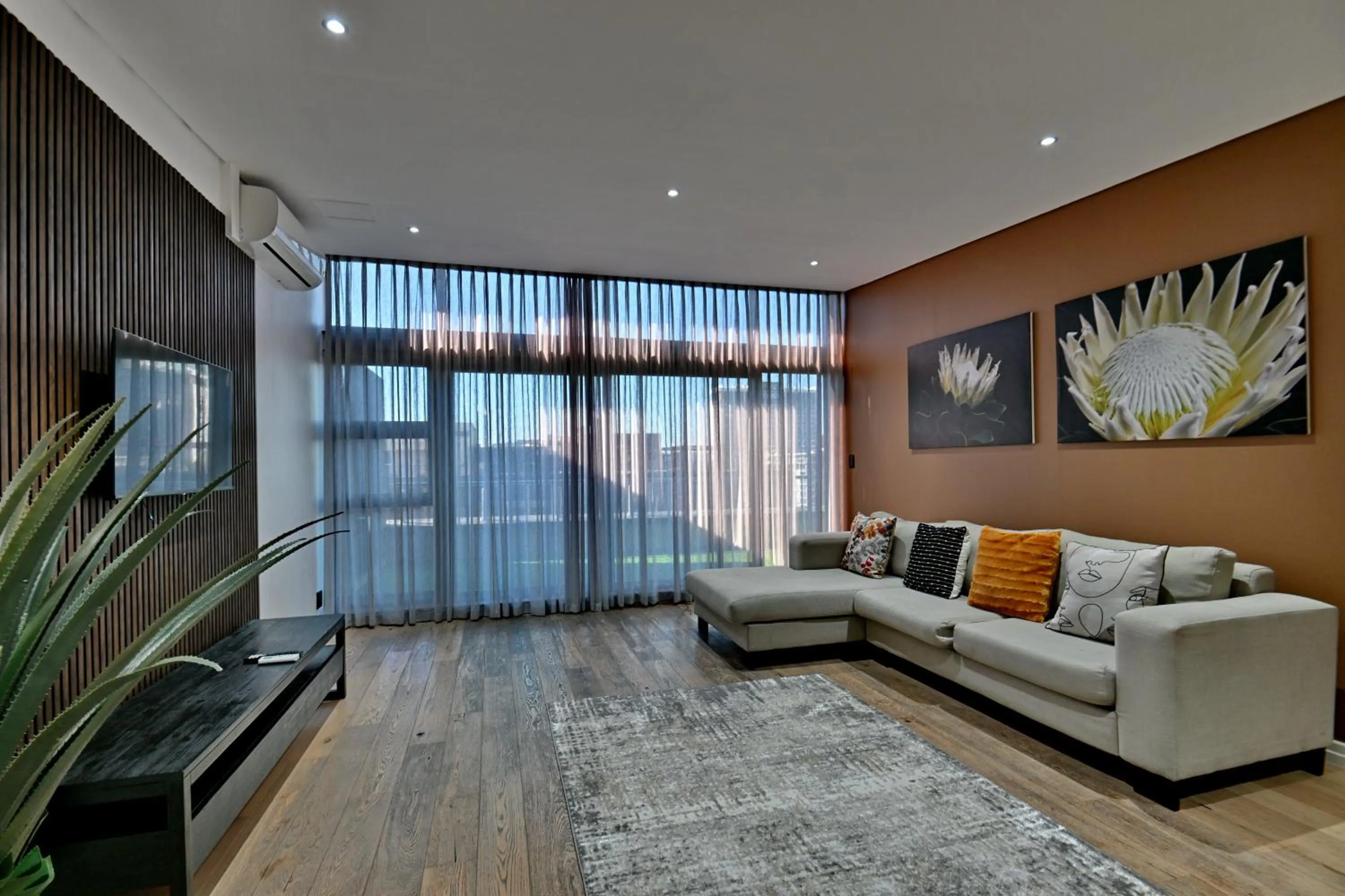 TV and multimedia in Fountains Hotel