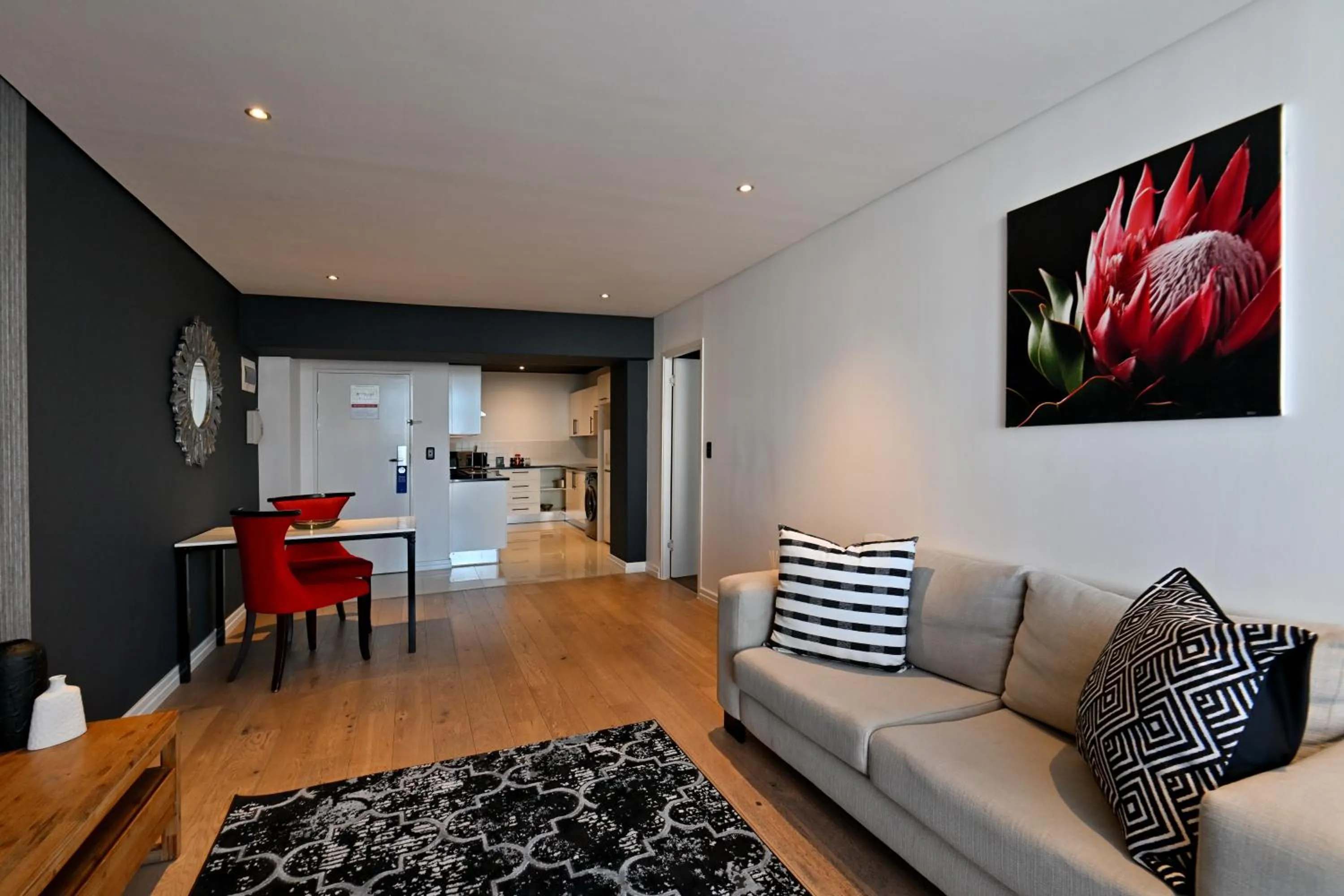 Kitchen or kitchenette in Fountains Hotel