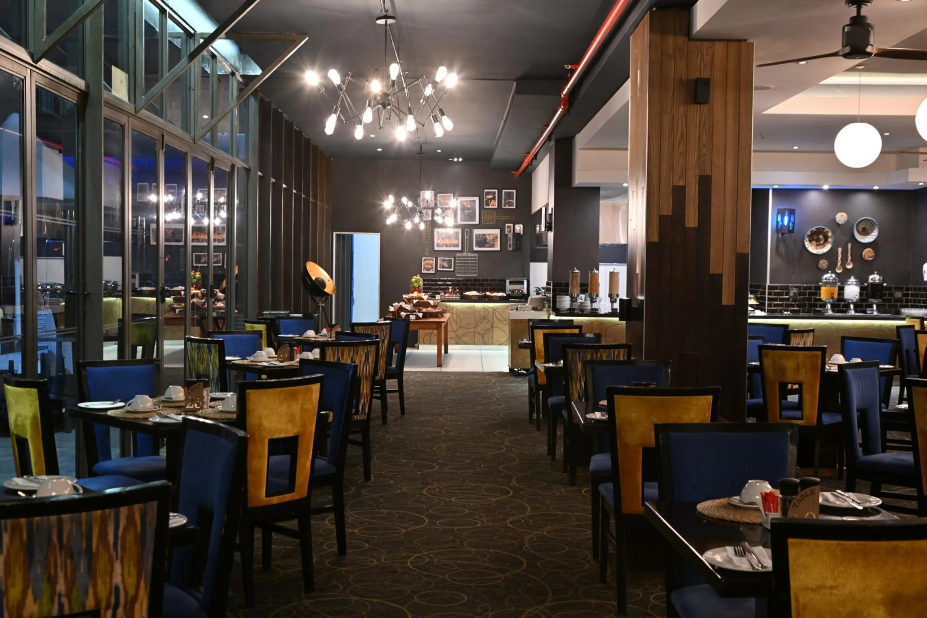 Restaurant/places to eat in Fountains Hotel