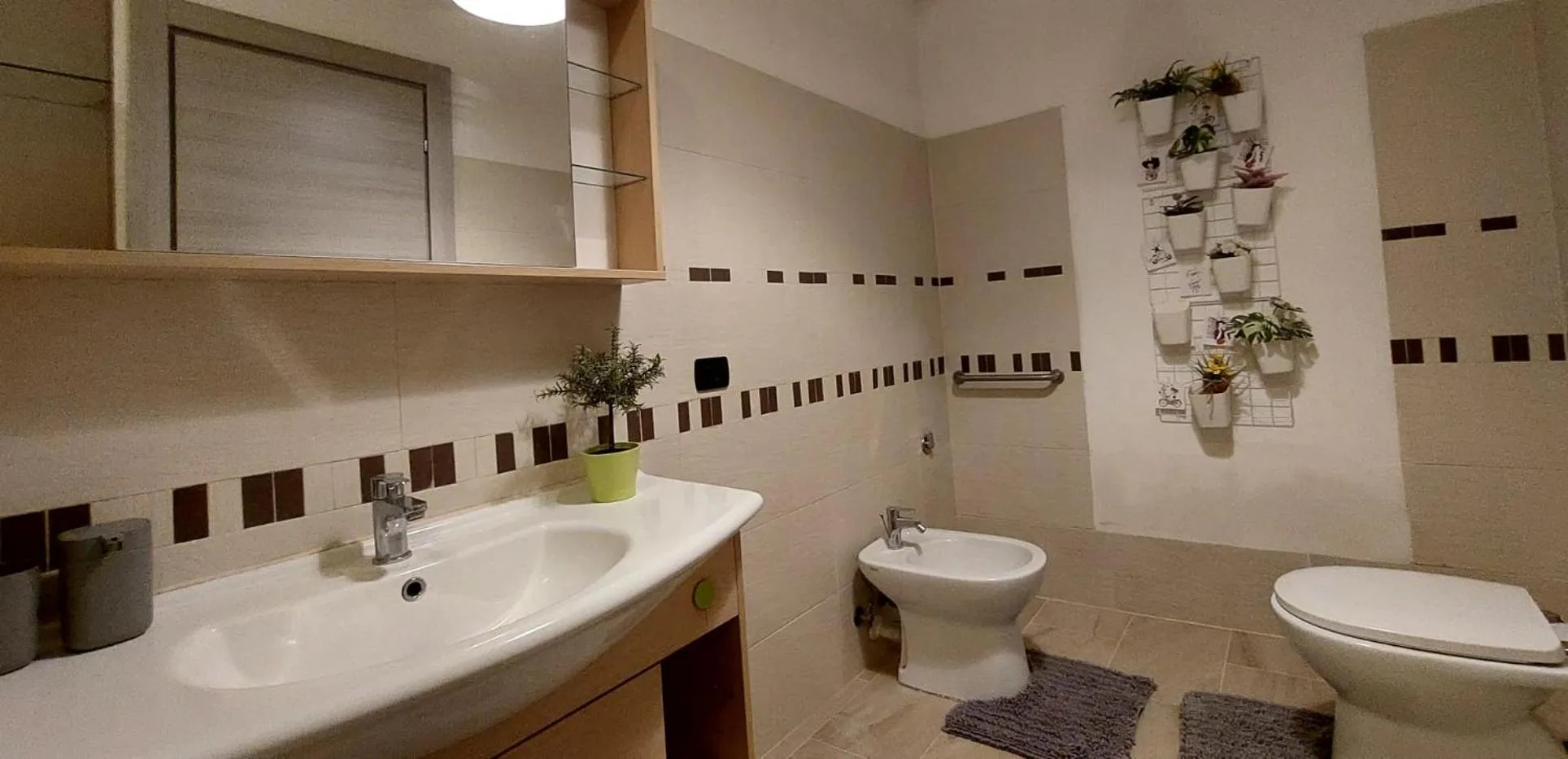 Bathroom in B&B GoodDay Roma Tor Vergata