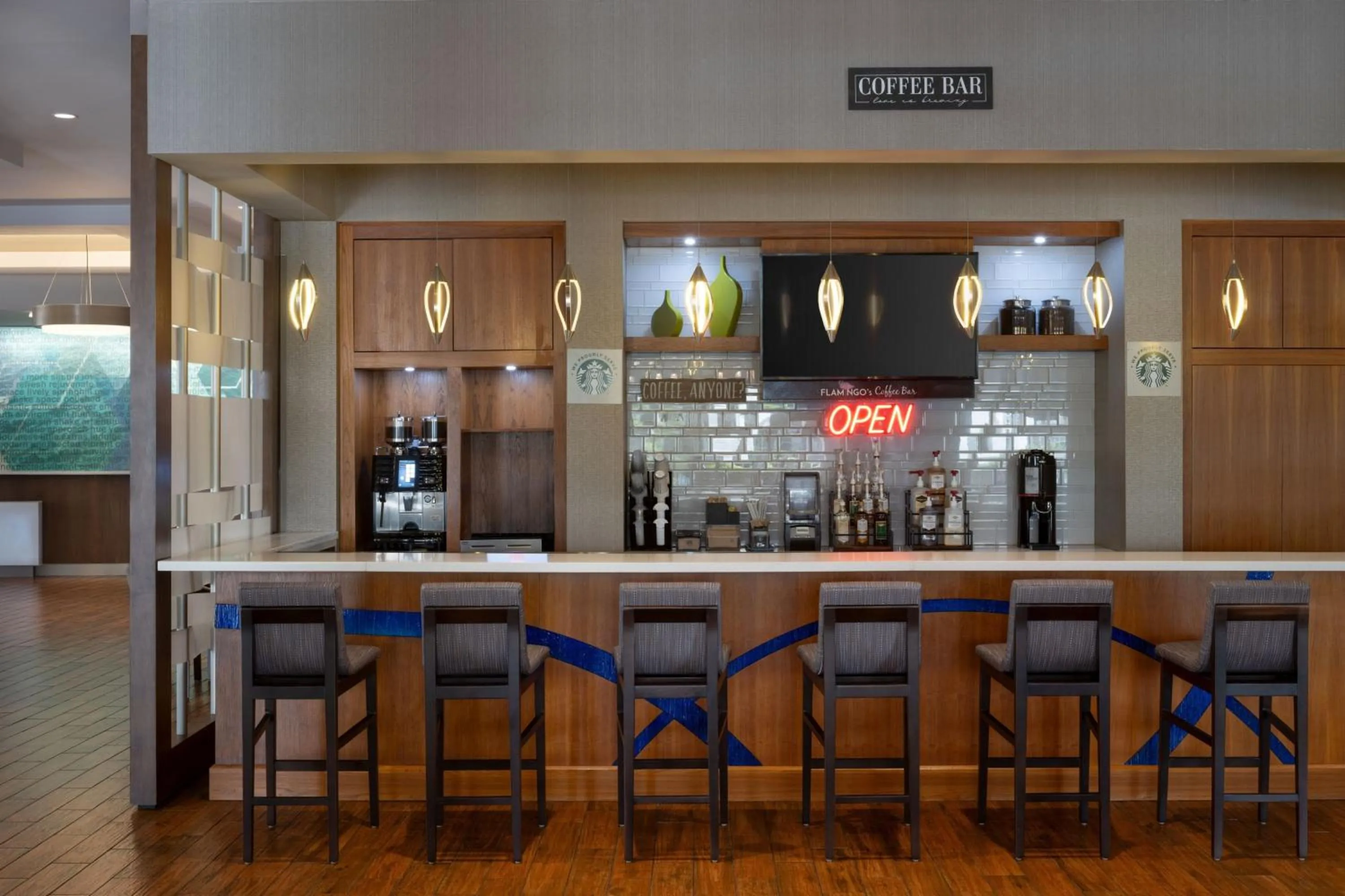 Breakfast in TownePlace Suites Orlando at FLAMINGO CROSSINGS Town Center, Western Entrance