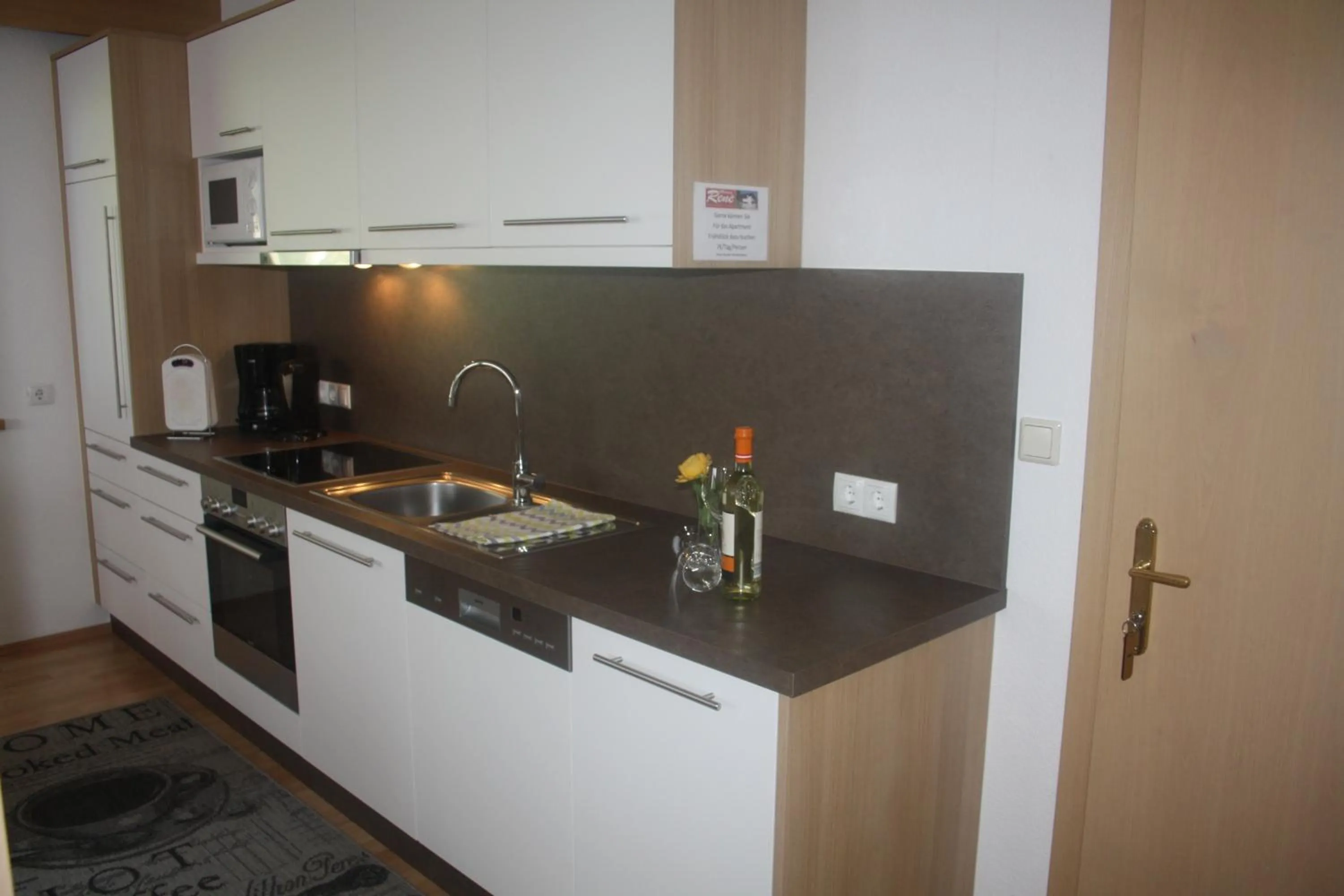 Kitchen or kitchenette in Haus Rene