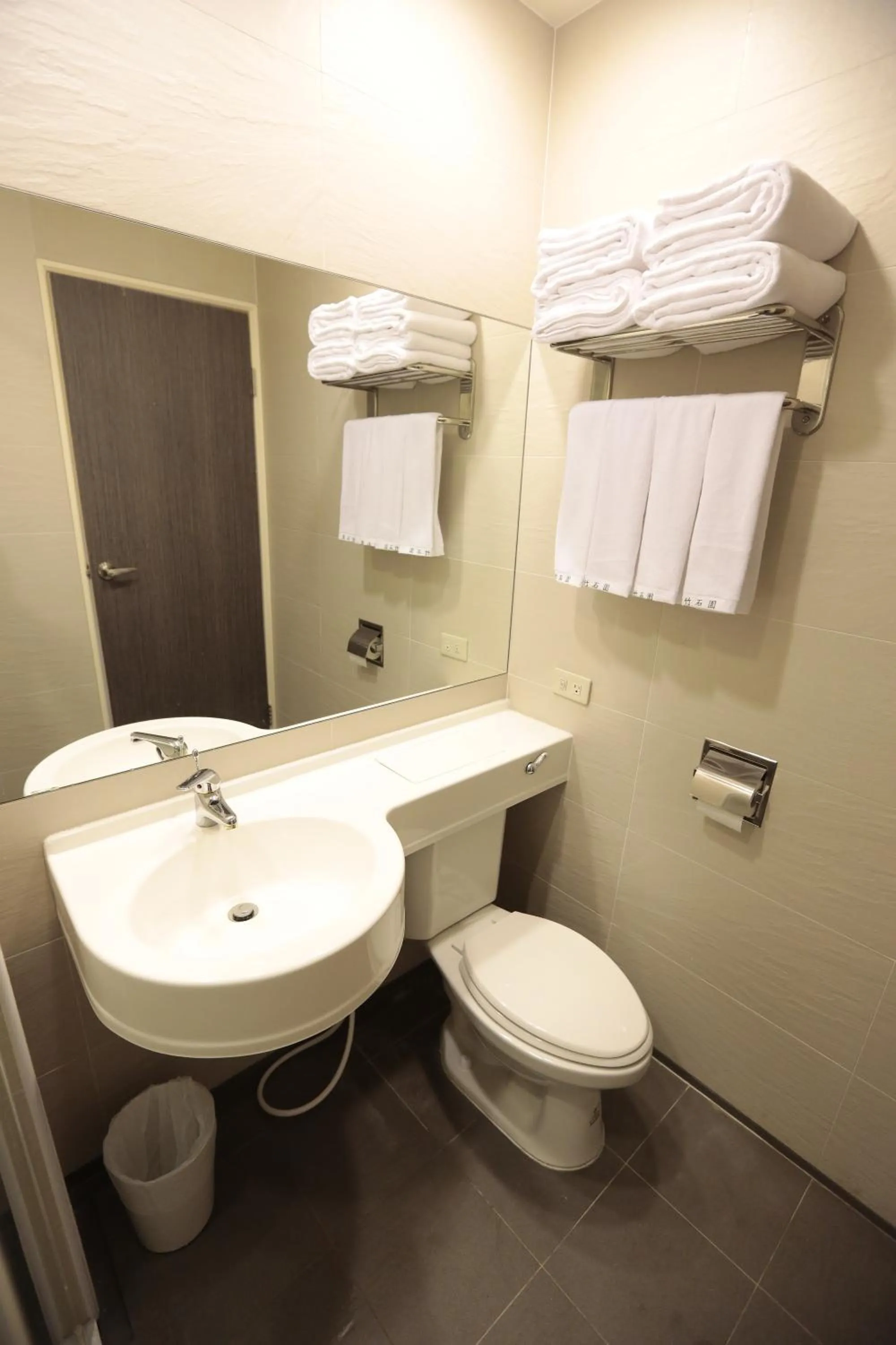 Bathroom in Sun Moon Lake Bamboo Rock Garden