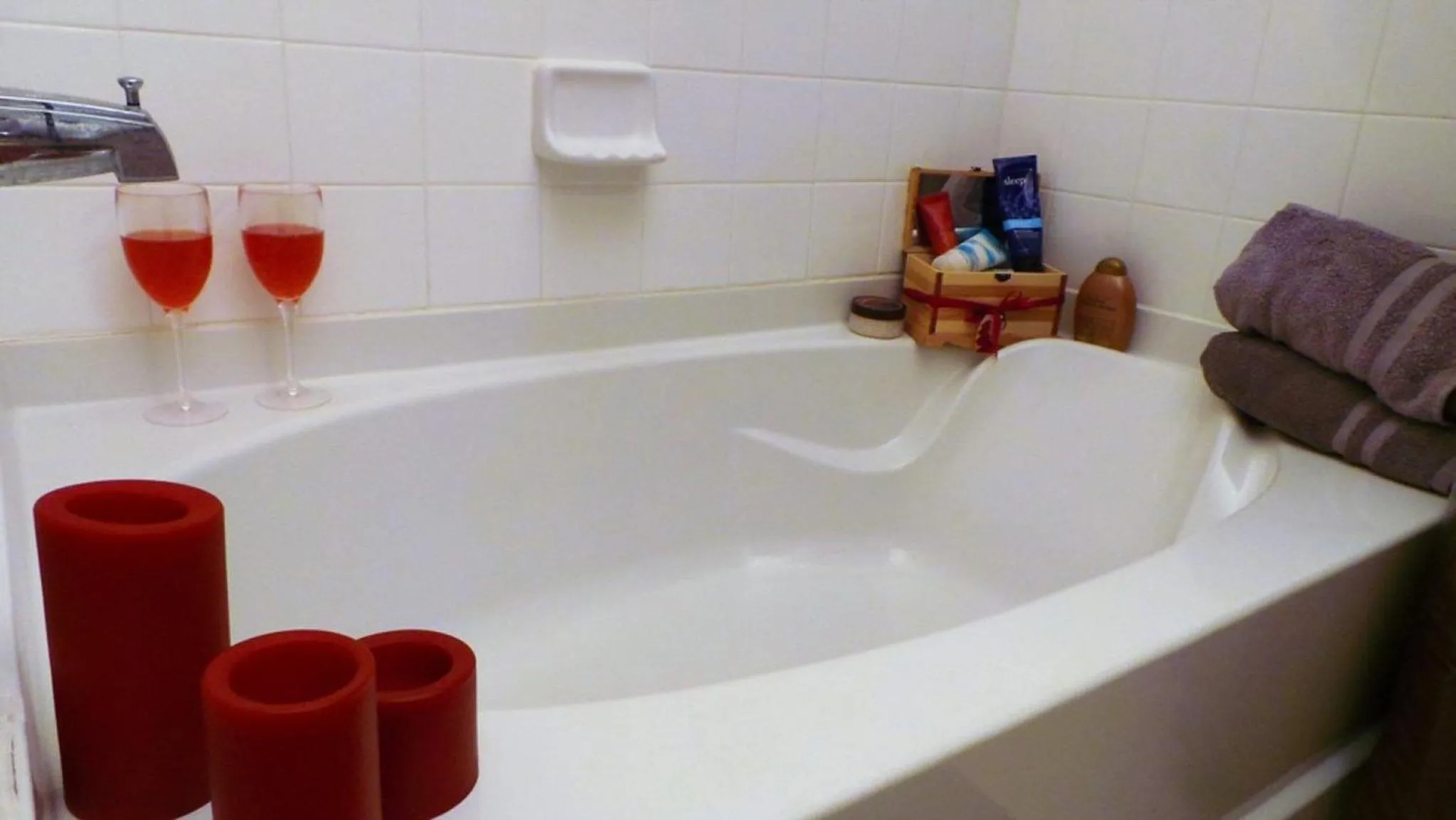 Pool Side Tree House