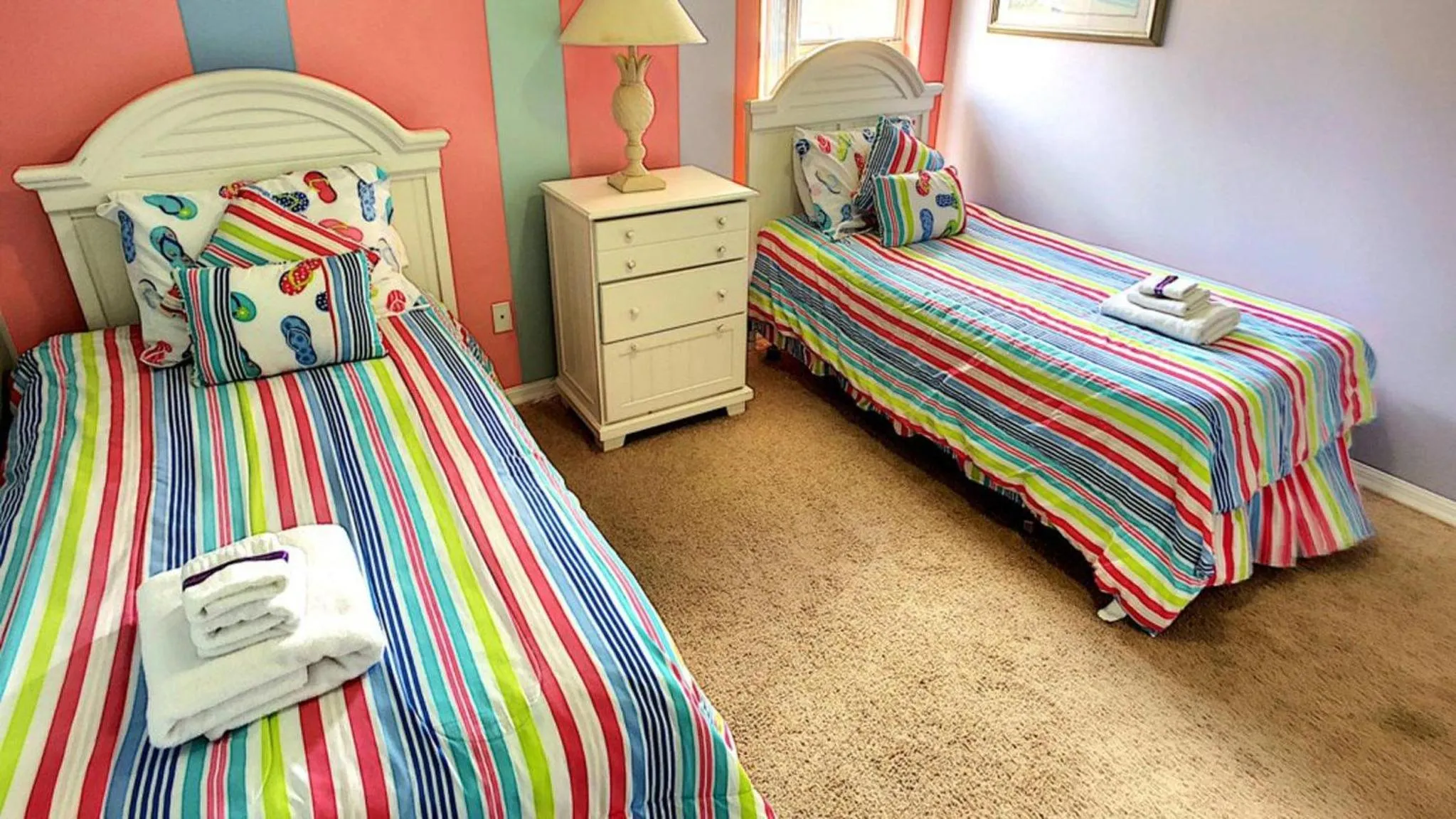 Bed in Minnie's Marvel