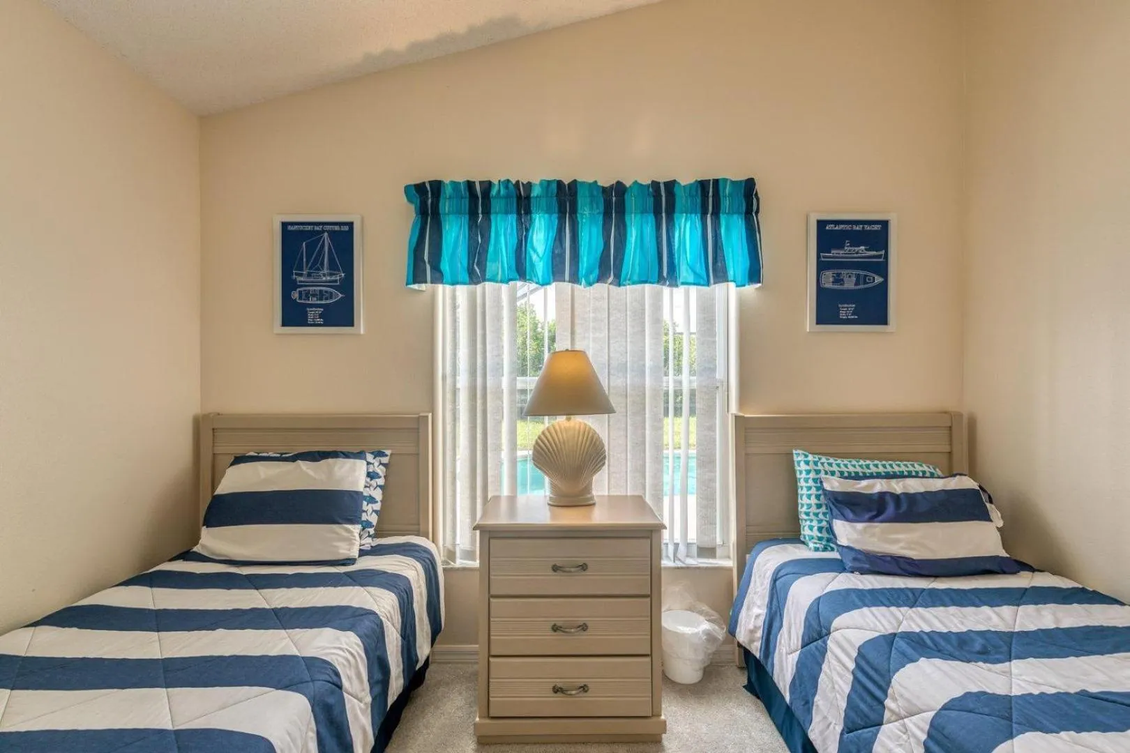 Bed in The Boat House