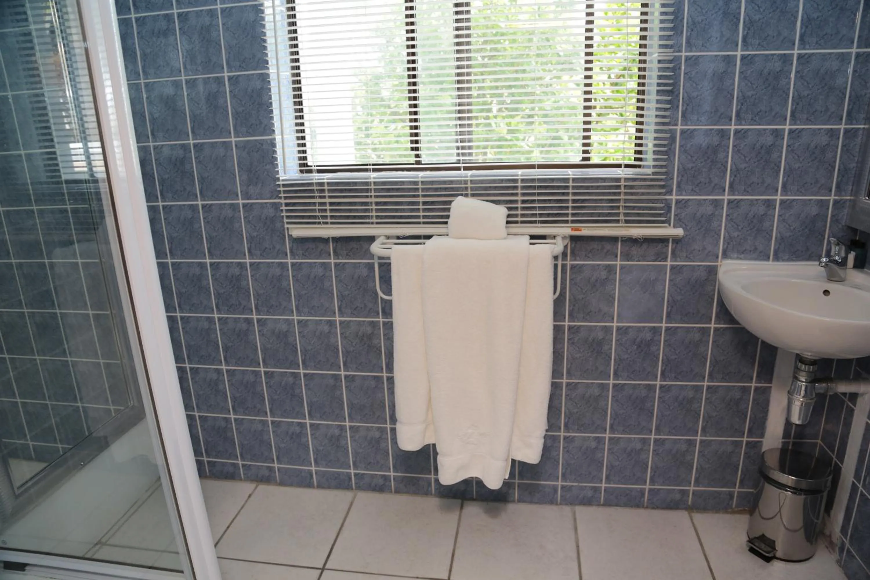 Bathroom in Misty Waves Boutique Hotel