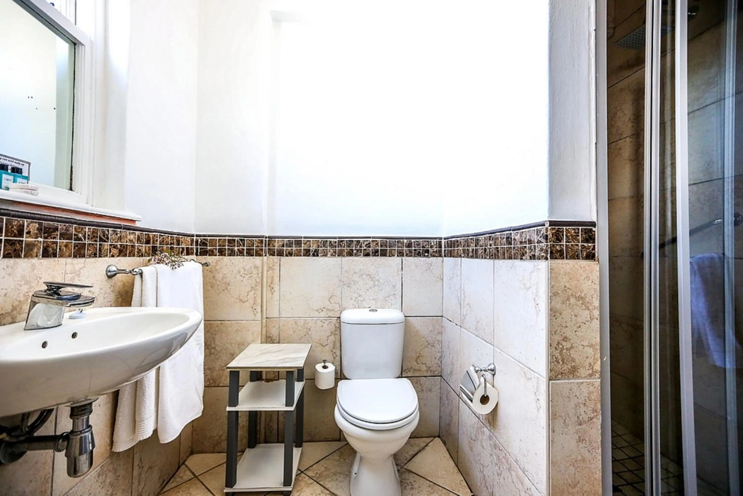 Bathroom in Misty Waves Boutique Hotel