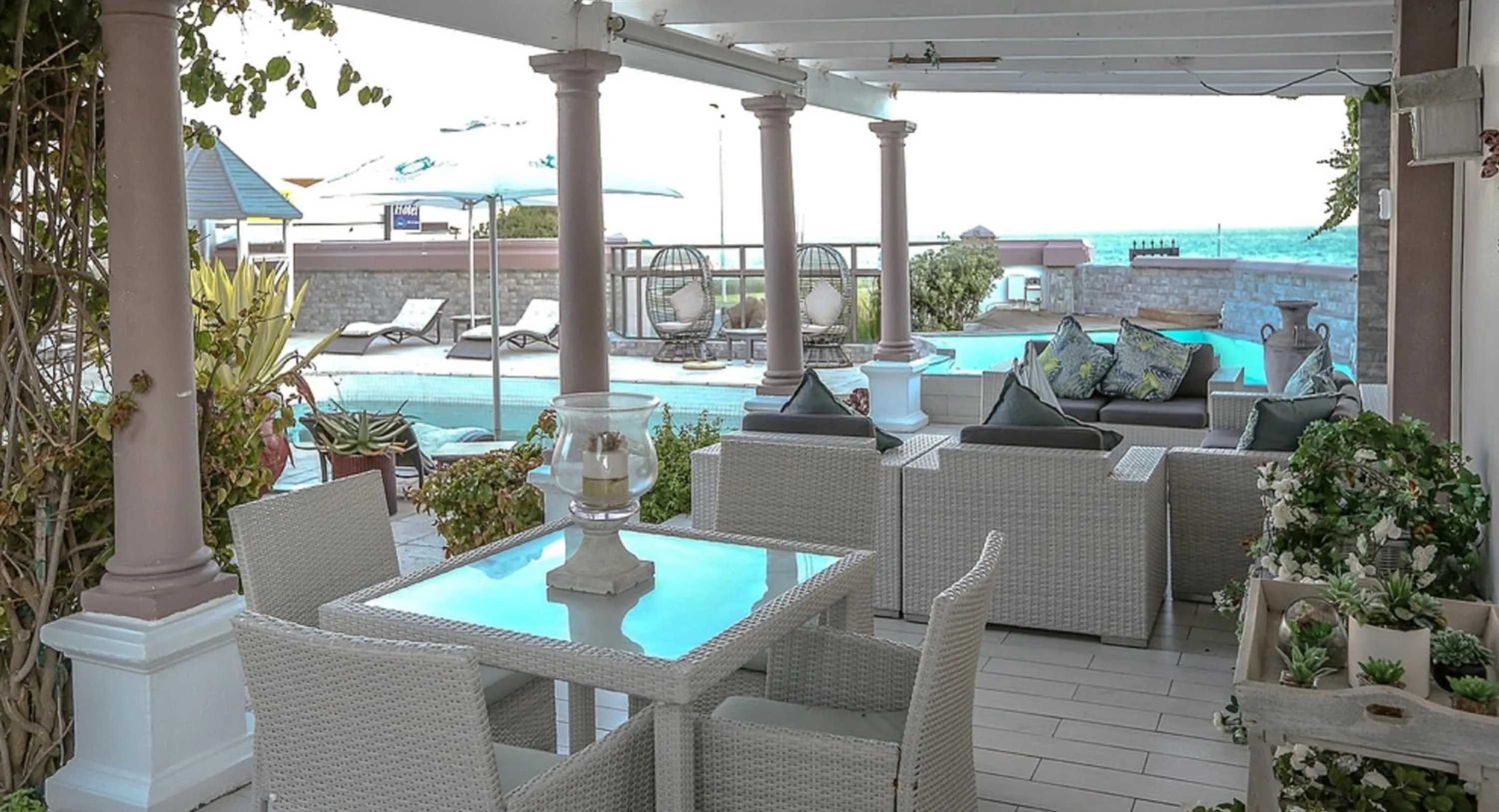 Swimming pool in Misty Waves Boutique Hotel