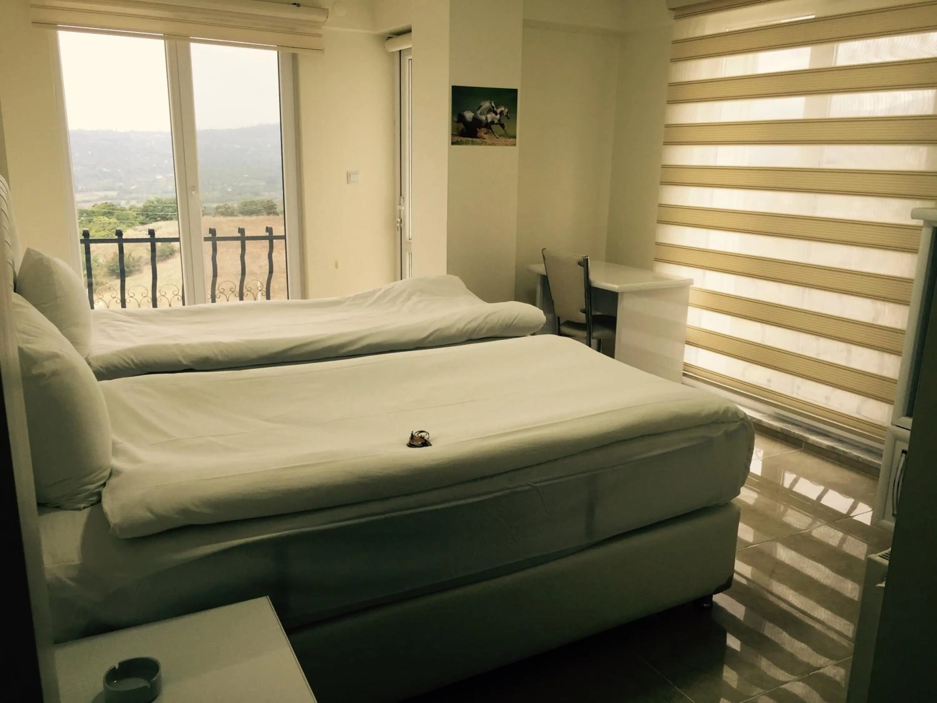 Photo of the whole room, Bed in HD Miray Otel