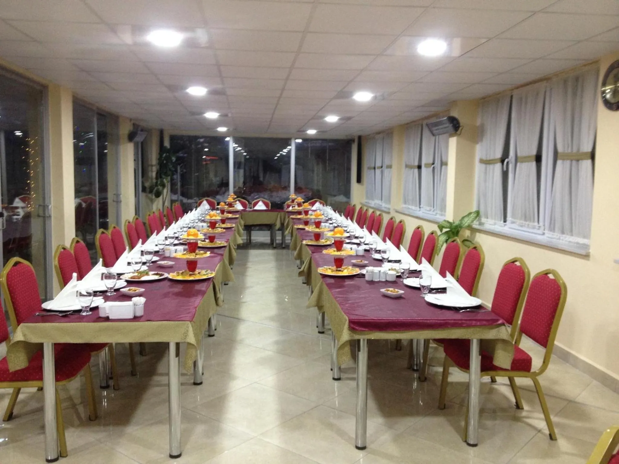 Restaurant/places to eat in HD Miray Otel