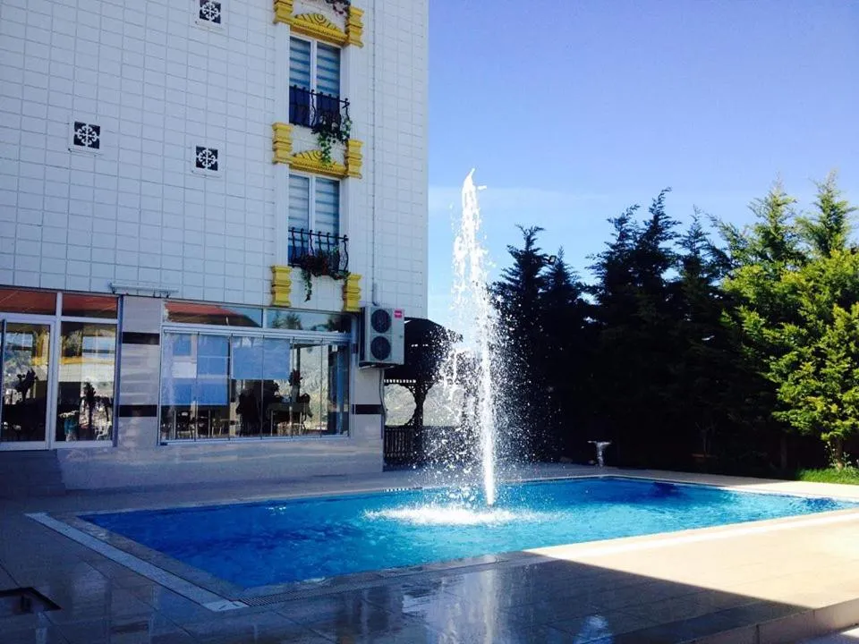 Garden in HD Miray Otel