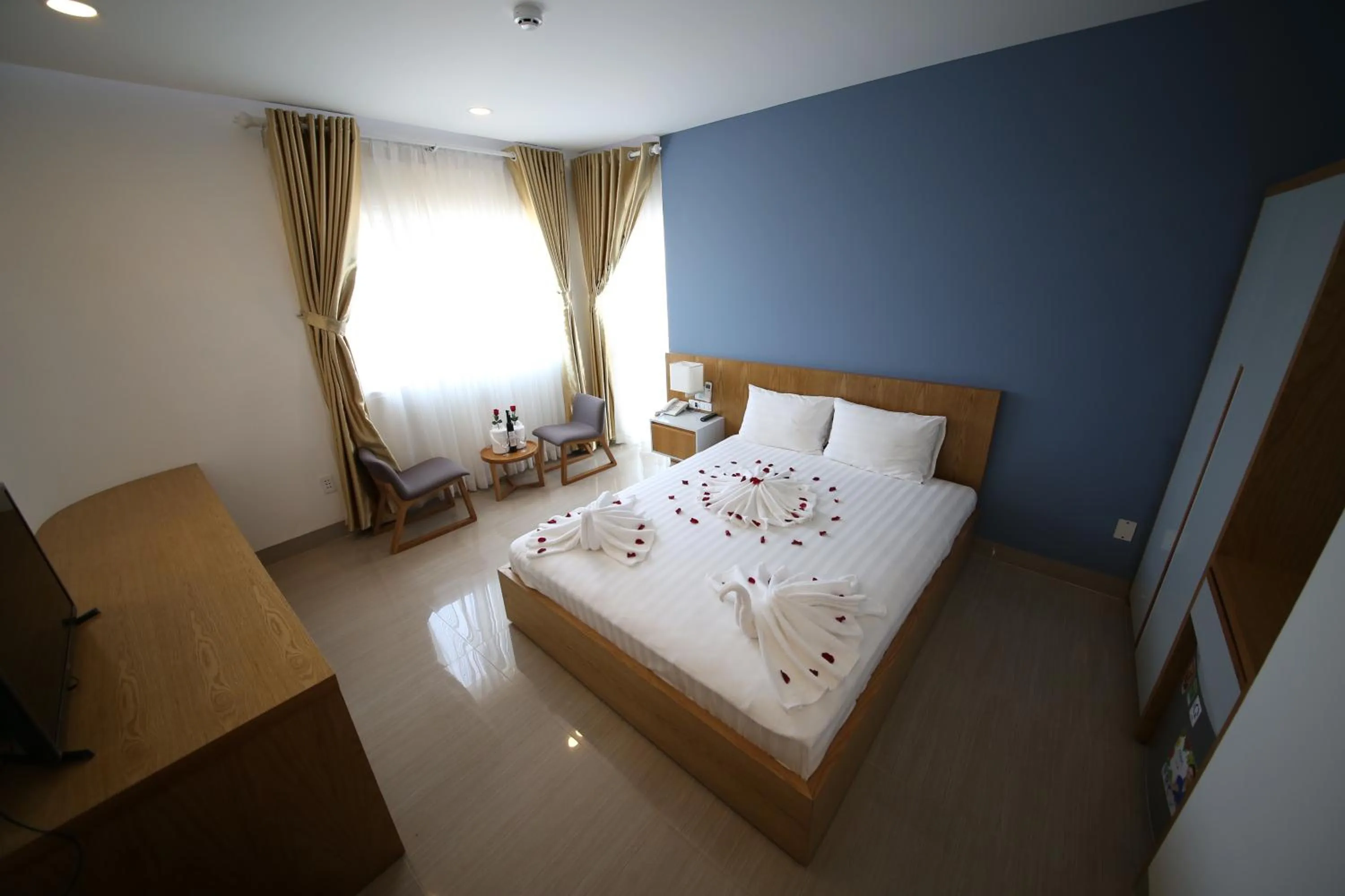 Bed in Sailing Hotel Phú Quốc