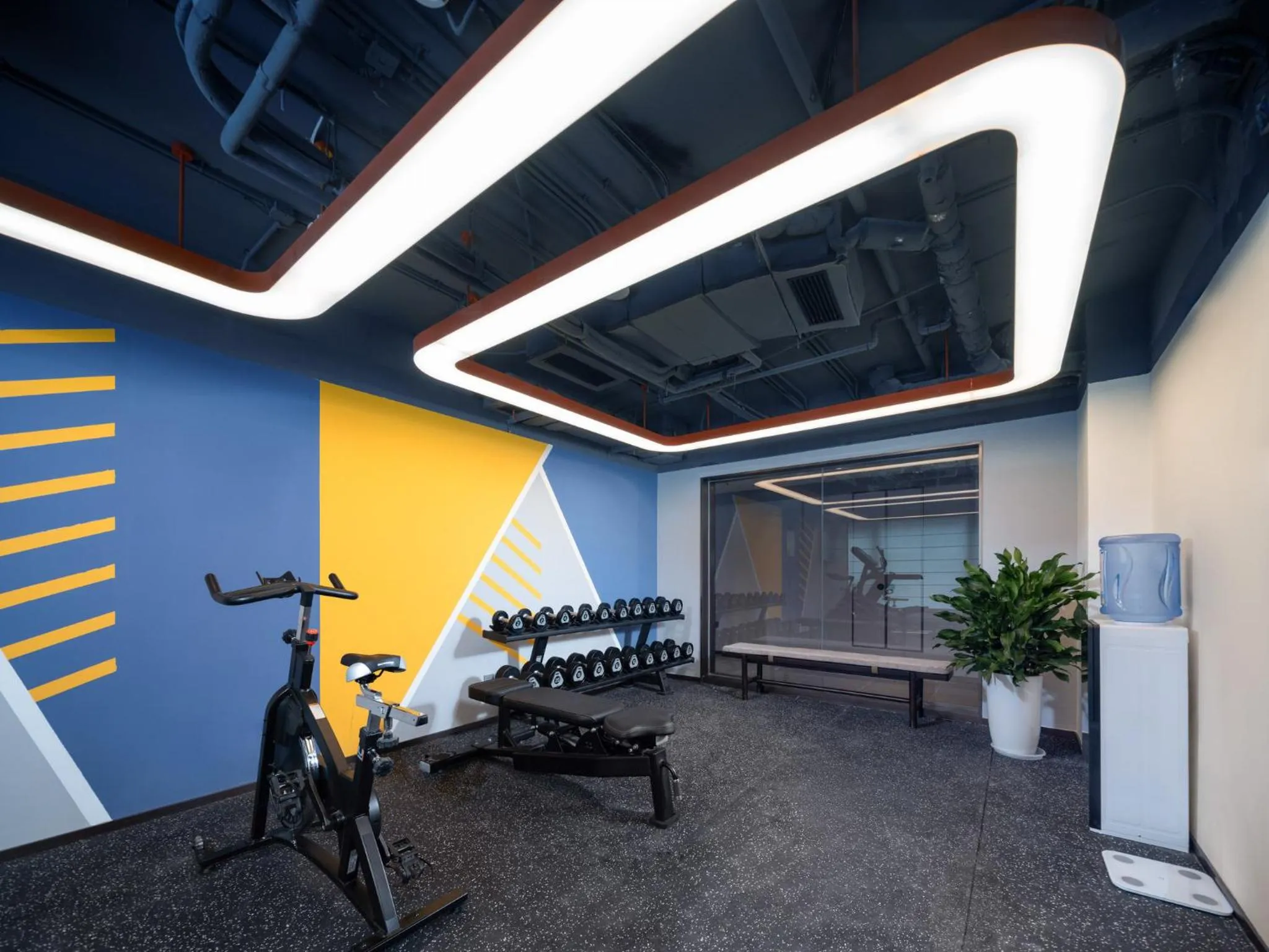 Fitness centre/facilities in Holiday Inn Express Chengdu Shuangliu Chuanda Road by IHG