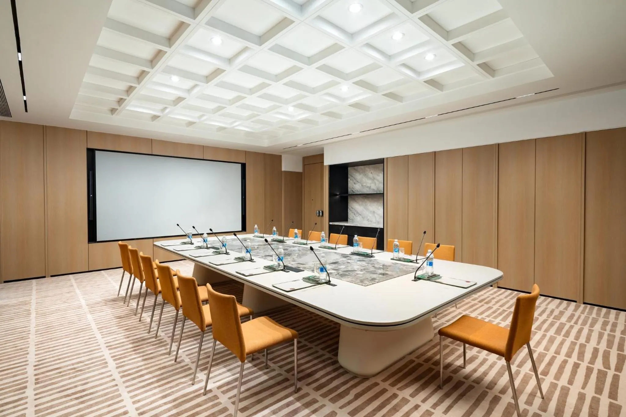 Meeting/conference room in Atwell Suites Hefei City Center by IHG