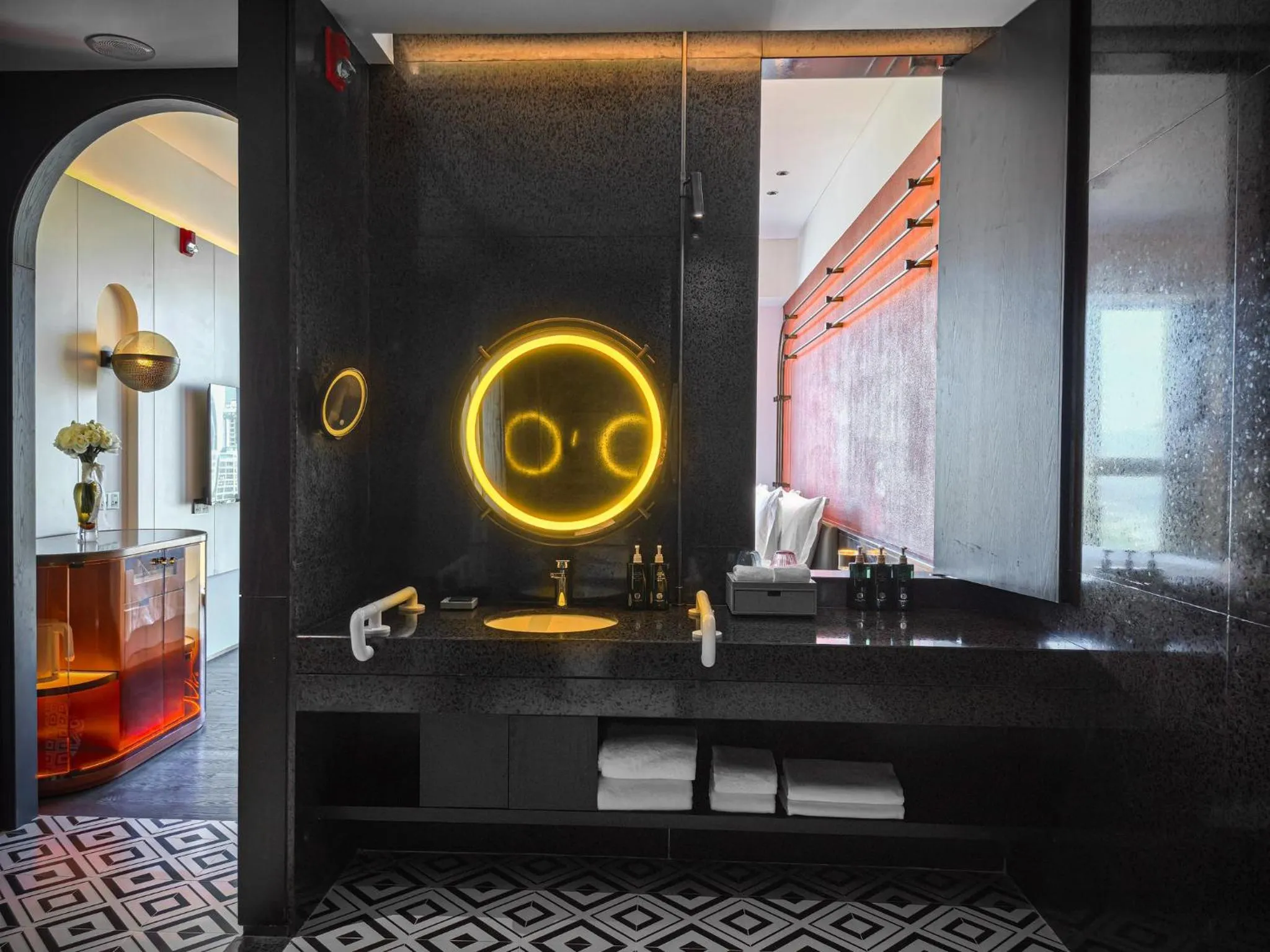 Photo of the whole room in Hotel Indigo Zhuhai Xiangzhou by IHG