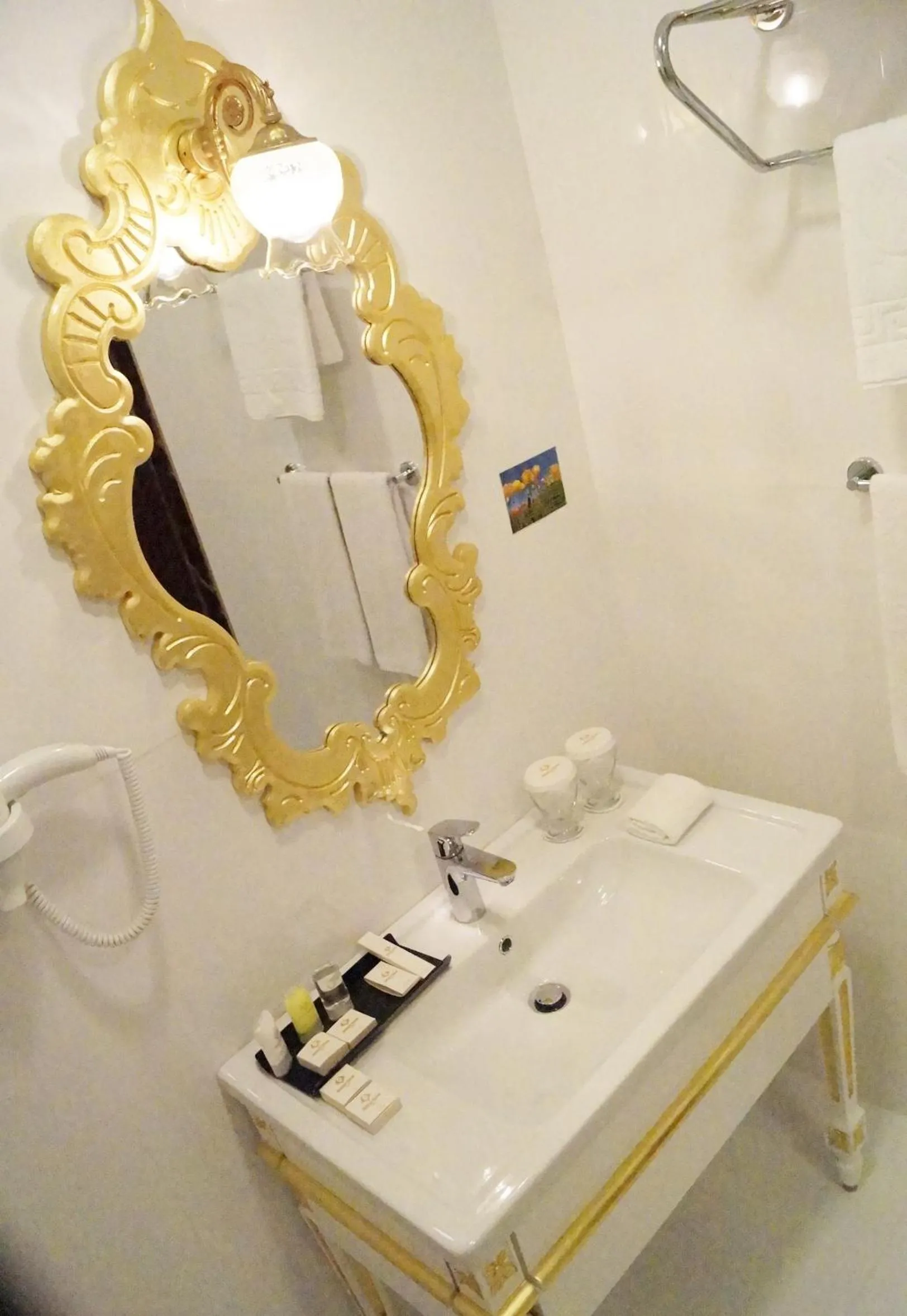 Bathroom in MB Deluxe Hotel