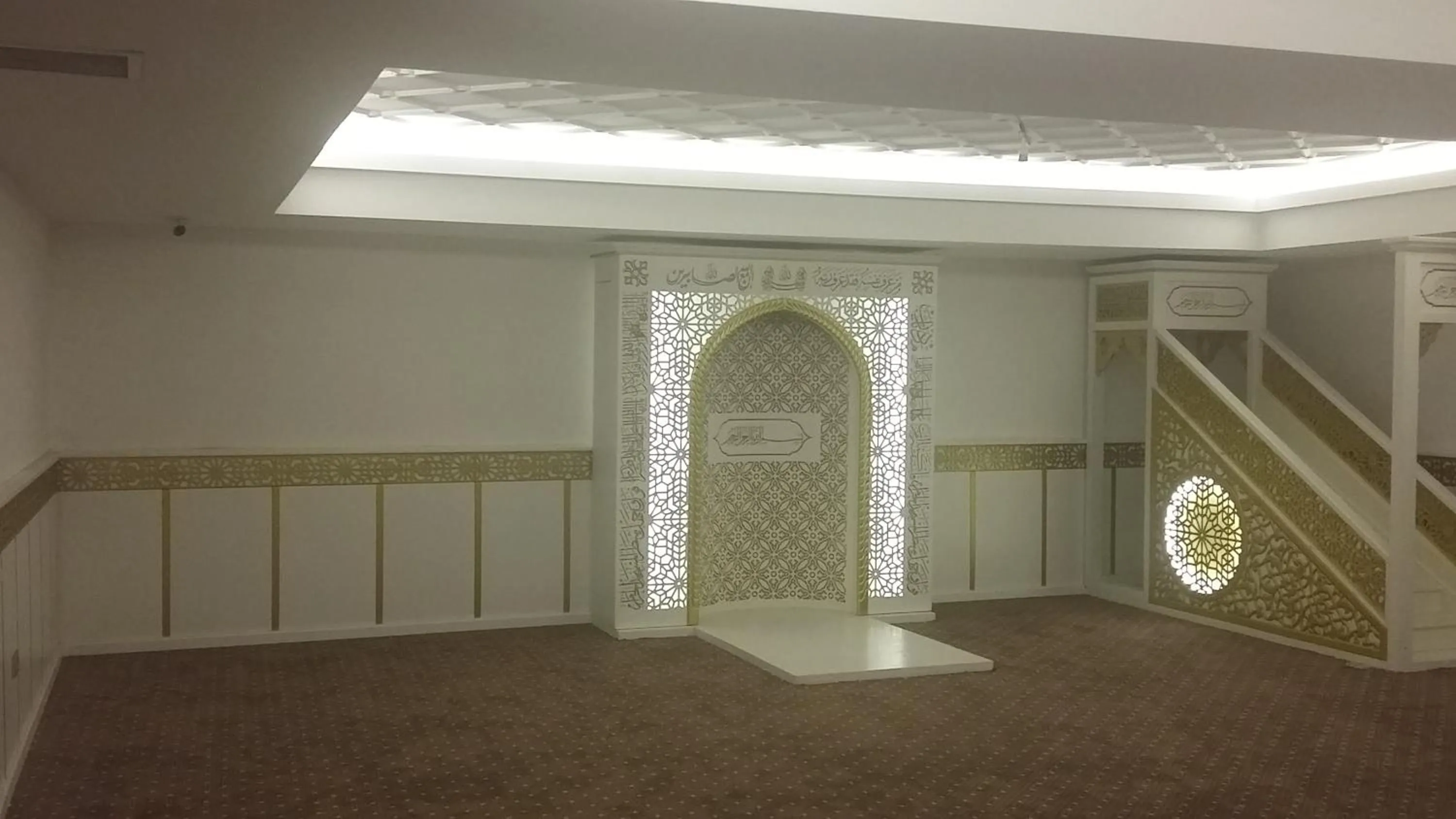 Place of worship, Banquet Facilities in MB Deluxe Hotel