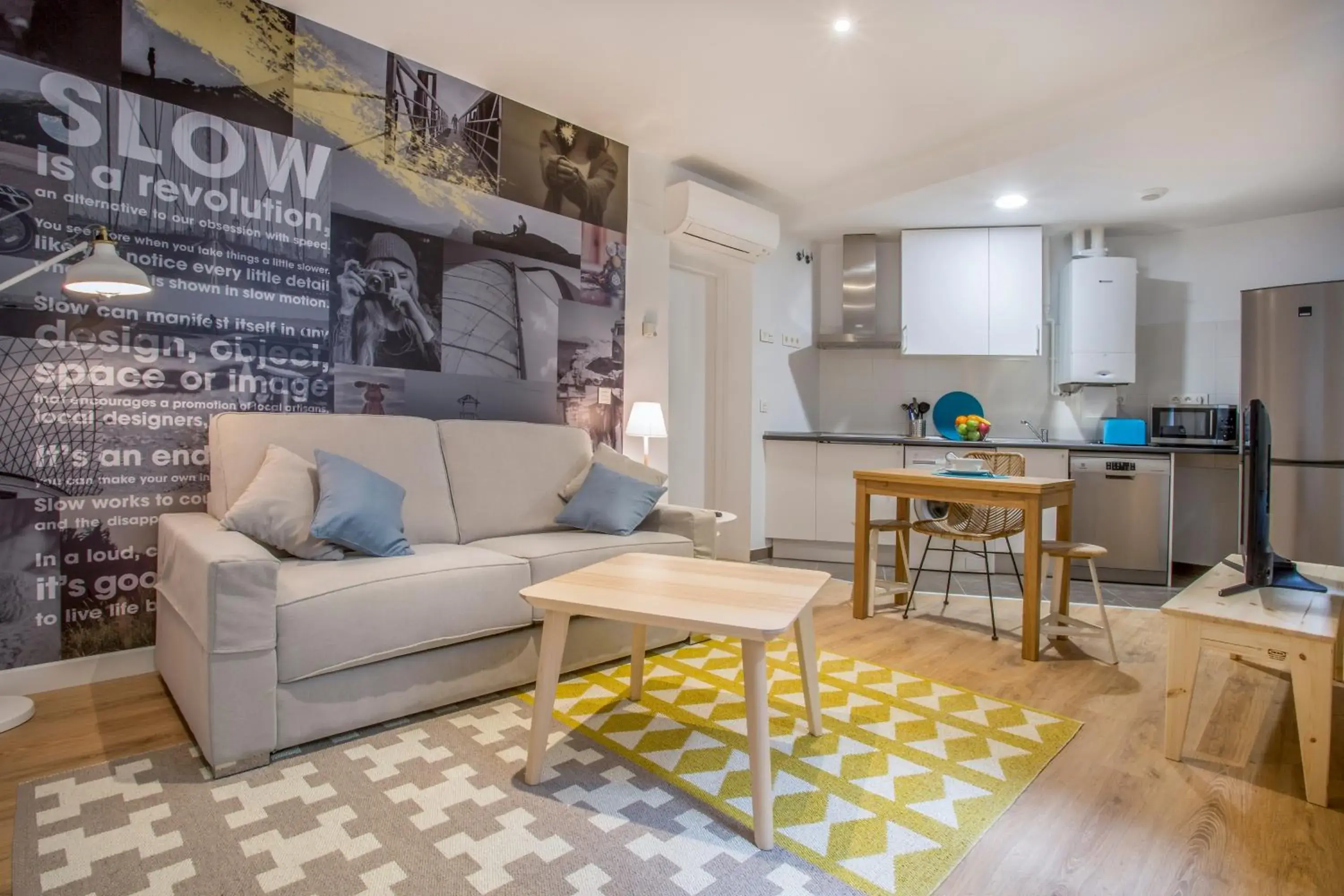 Two-Bedroom Apartment - Interior in Slow Suites Luchana Two-Bedroom Apartment - Interior in Slow Suites Luchana