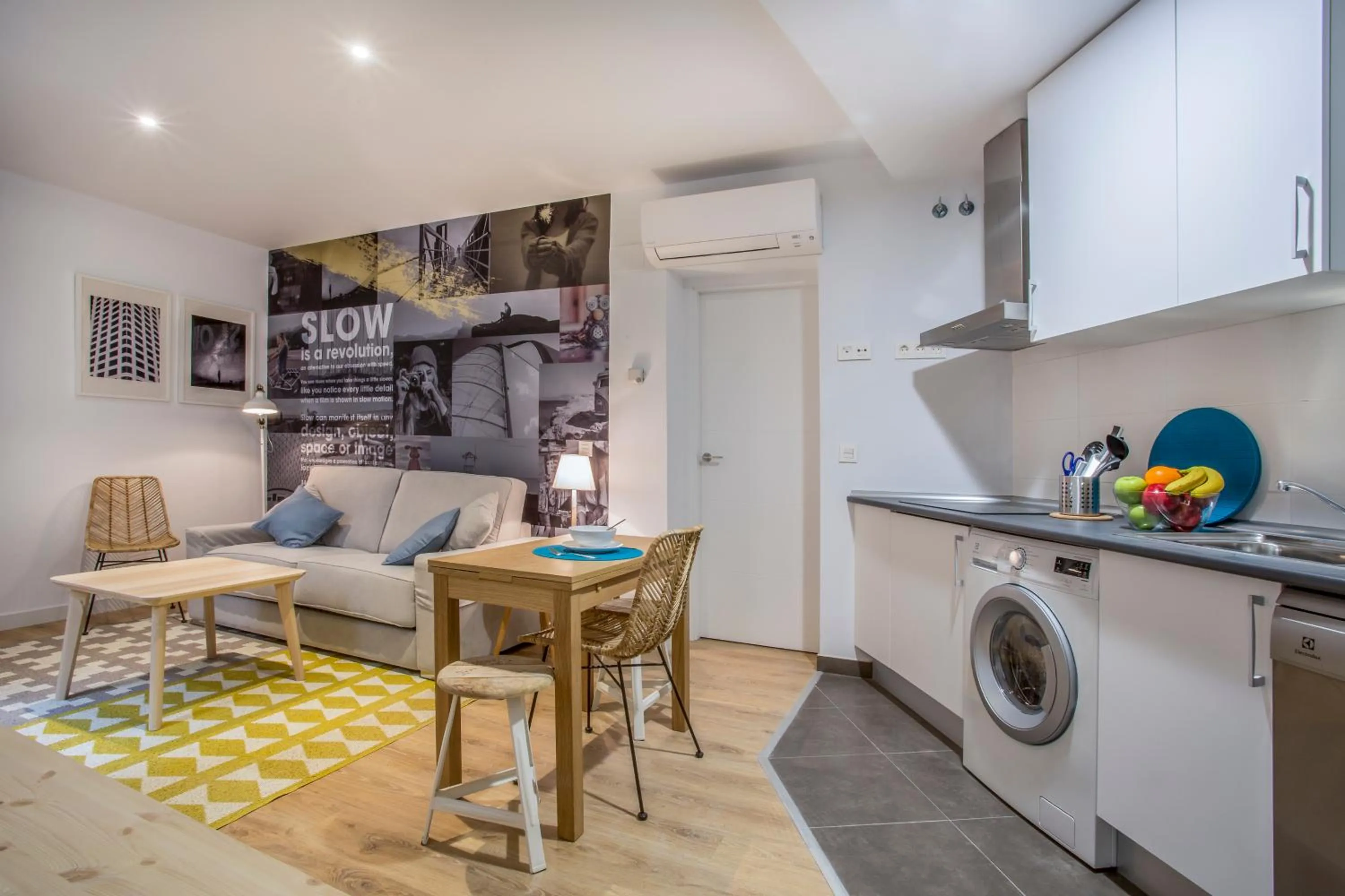 Living room in Slow Suites Luchana